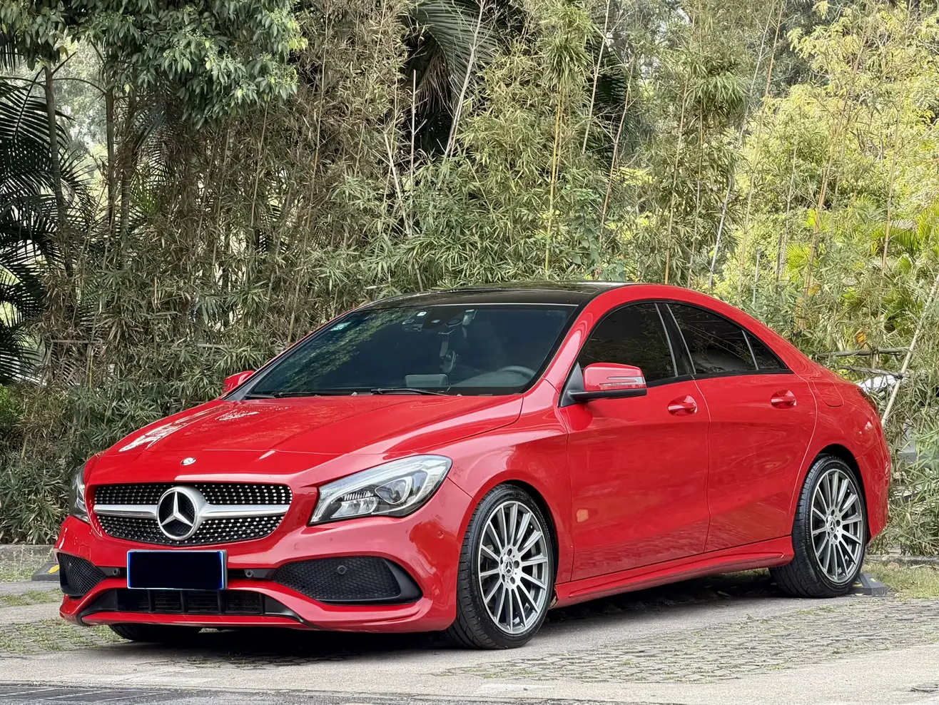 Mercedes-Benz CLA (Imported)  из Китая