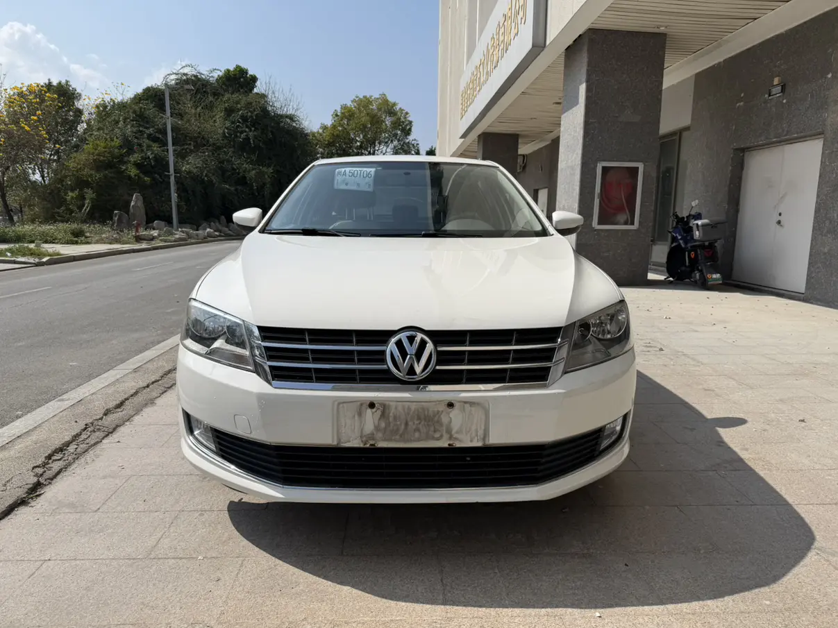 Volkswagen Langxing  из Китая