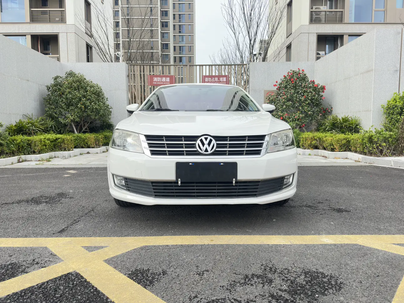 Volkswagen Langxing  из Китая