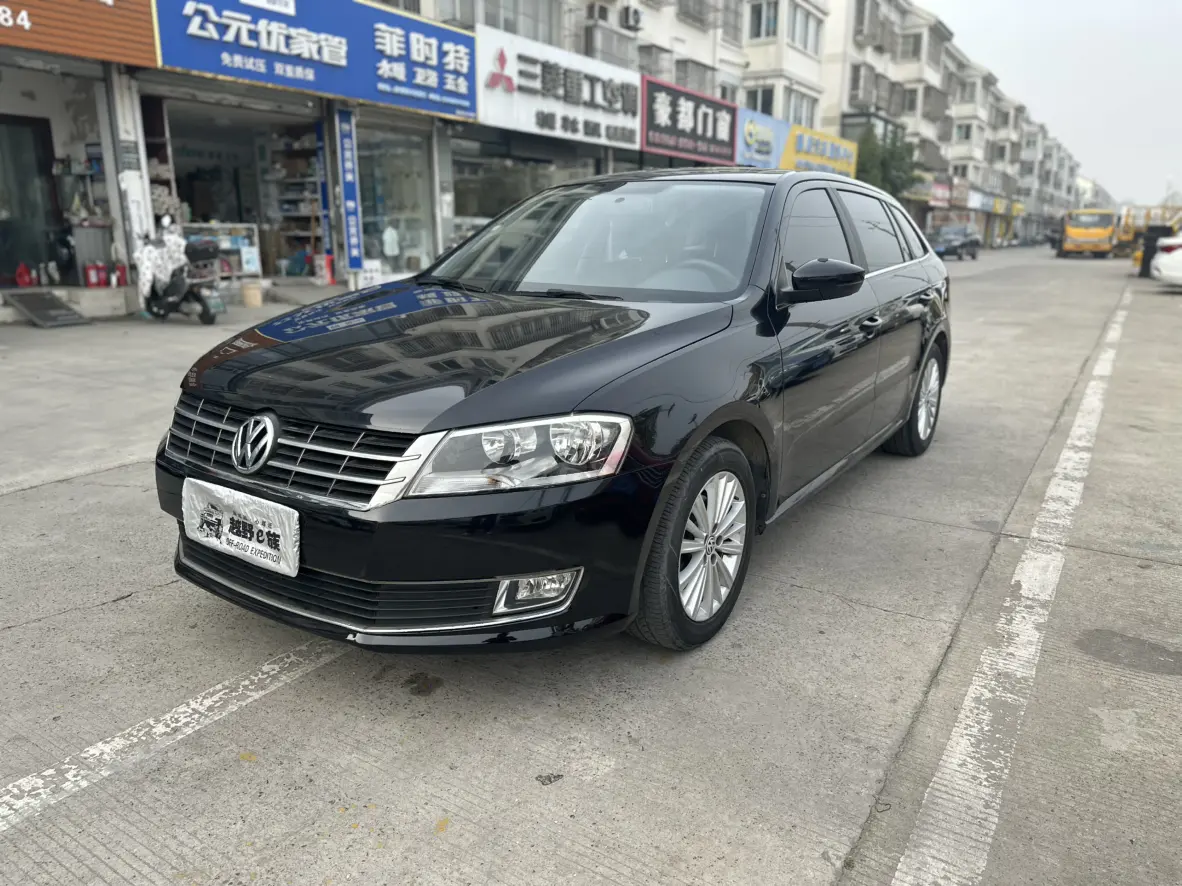 Volkswagen Langxing  из Китая