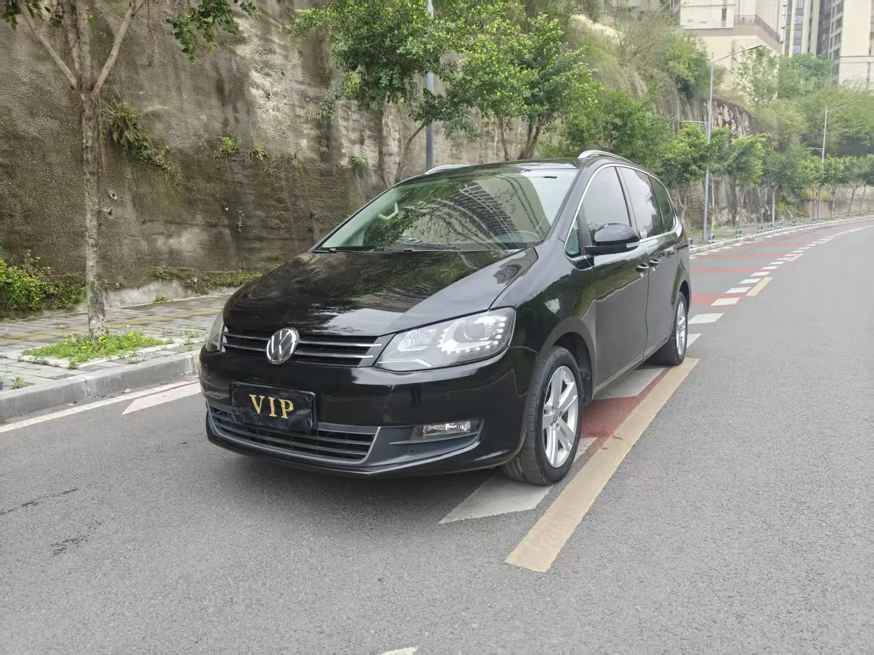 Volkswagen Sharon