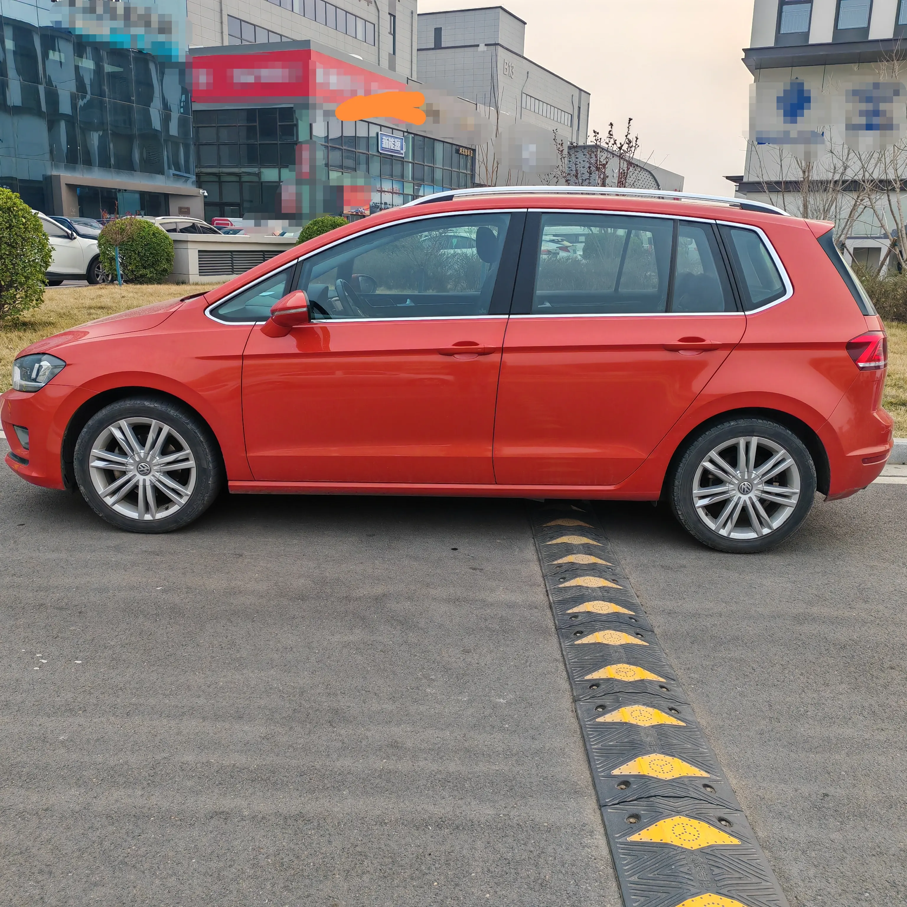 Volkswagen Golf·Jialu  из Китая