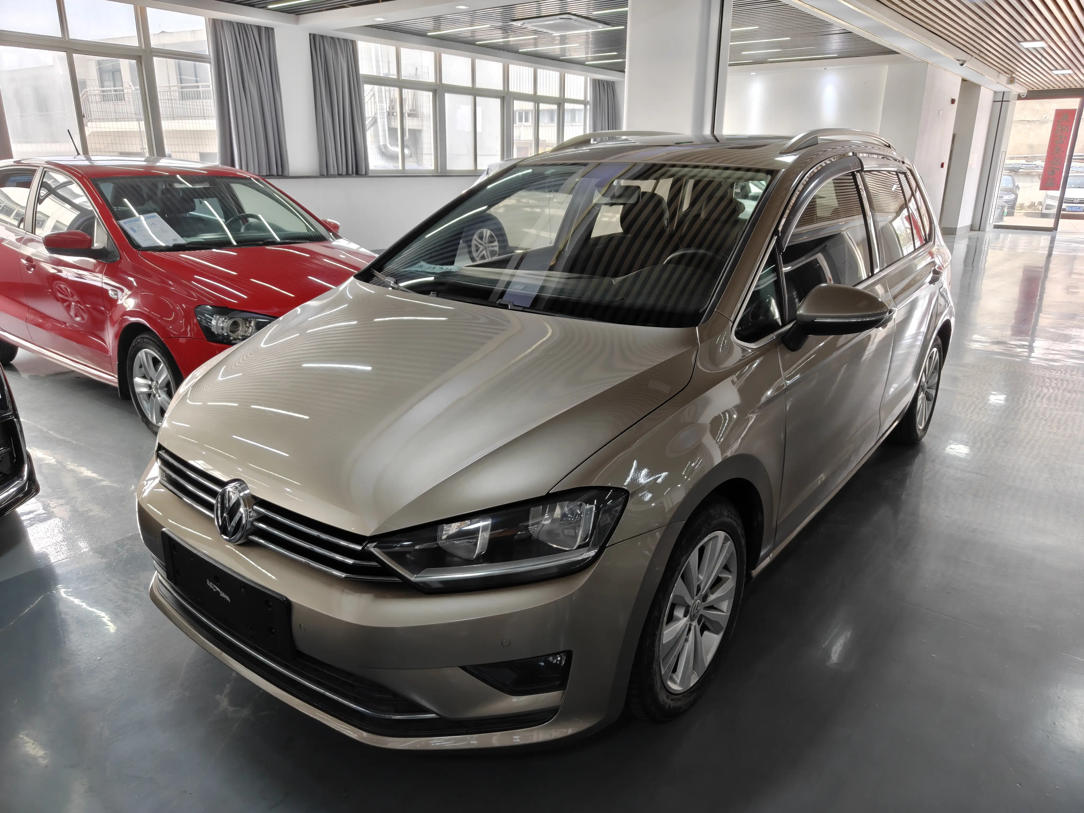 Volkswagen Golf·Jialu  из Китая