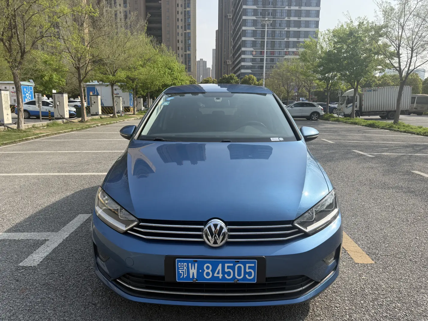 Volkswagen Golf·Jialu  из Китая