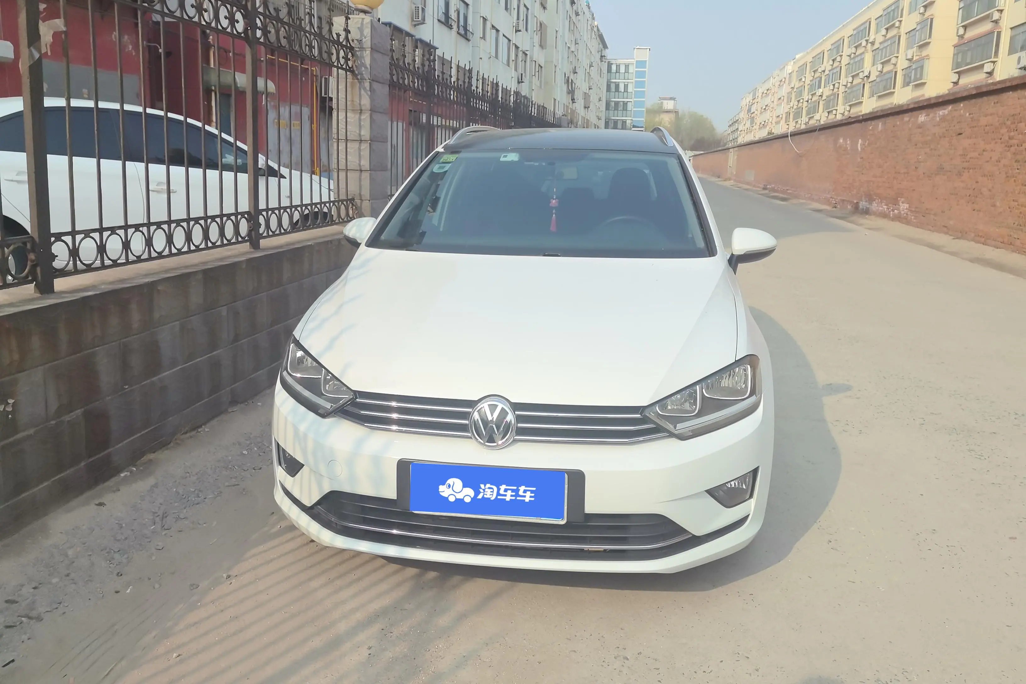 Volkswagen Golf·Jialu  из Китая