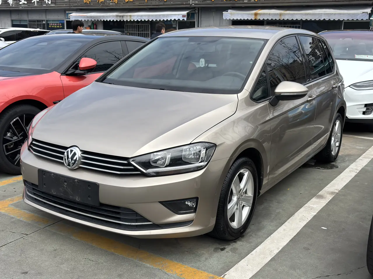 Volkswagen Golf·Jialu  из Китая