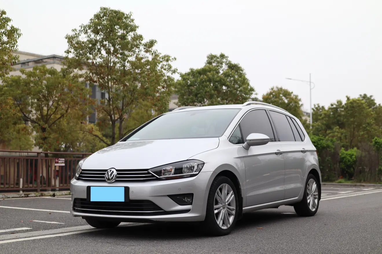 Volkswagen Golf·Jialu  из Китая