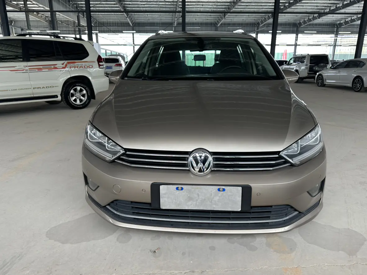 Volkswagen Golf·Jialu  из Китая