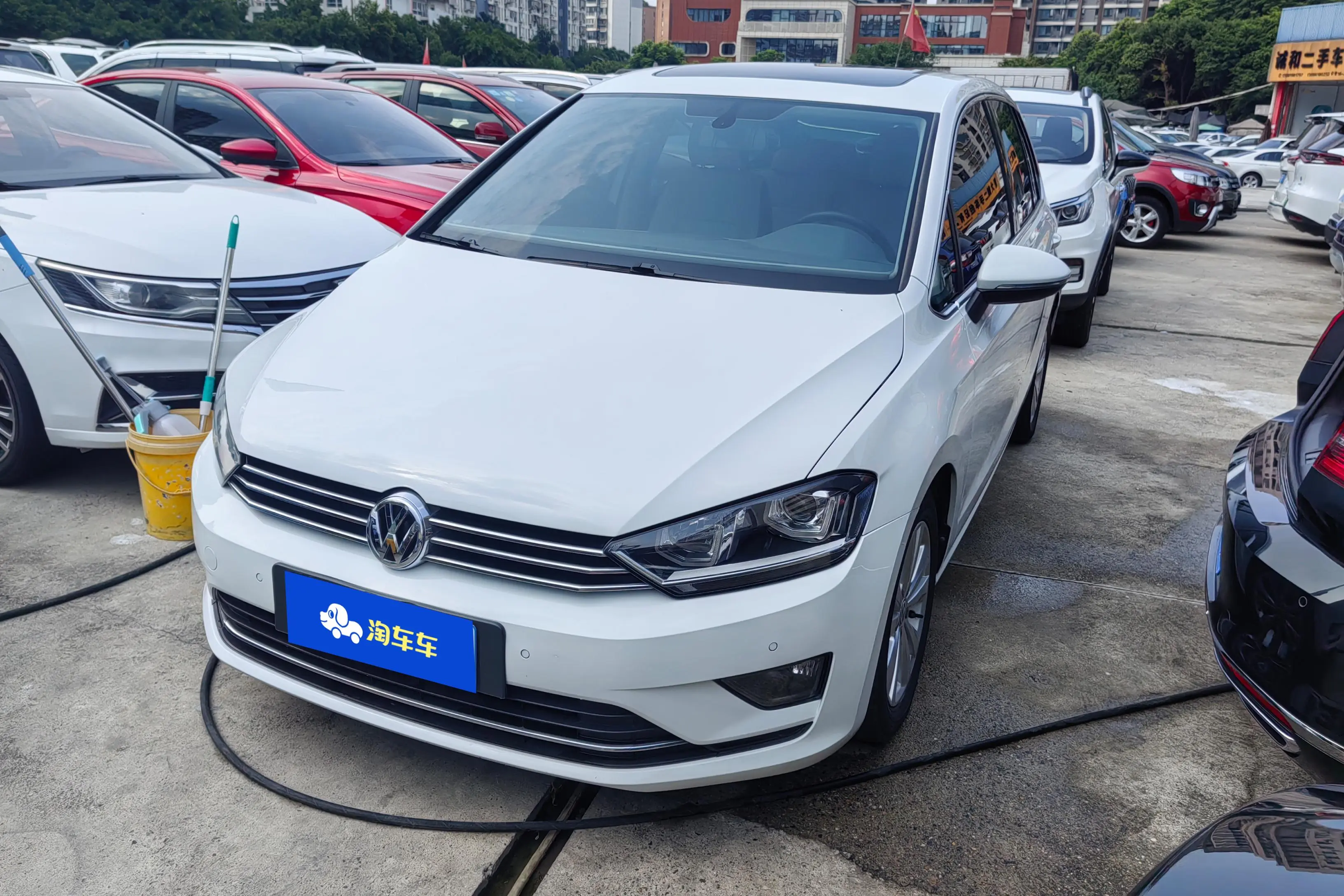 Volkswagen Golf·Jialu  из Китая