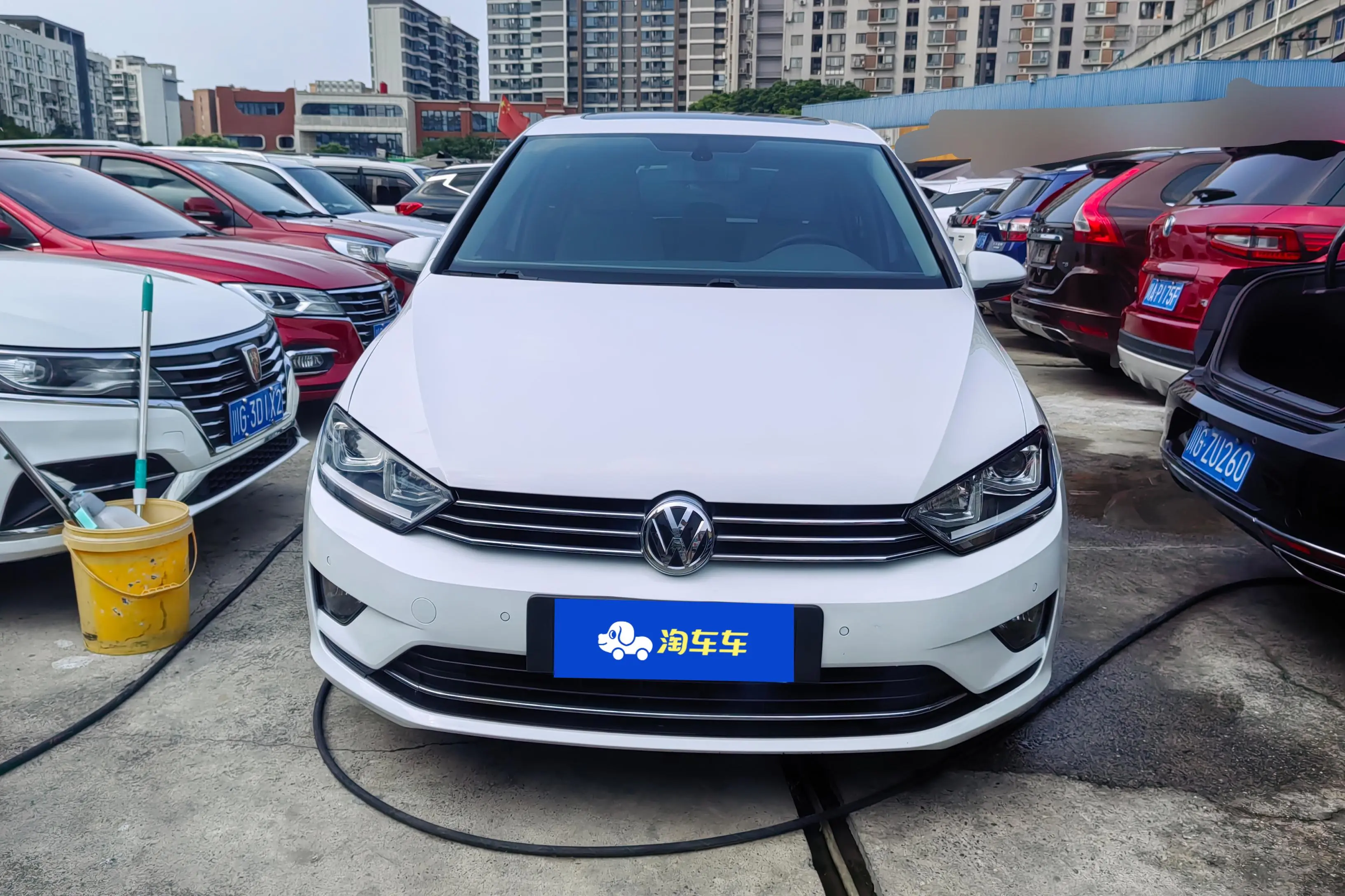 Volkswagen Golf·Jialu  из Китая