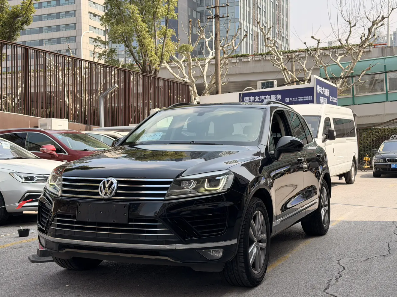 Volkswagen Touareg  из Китая