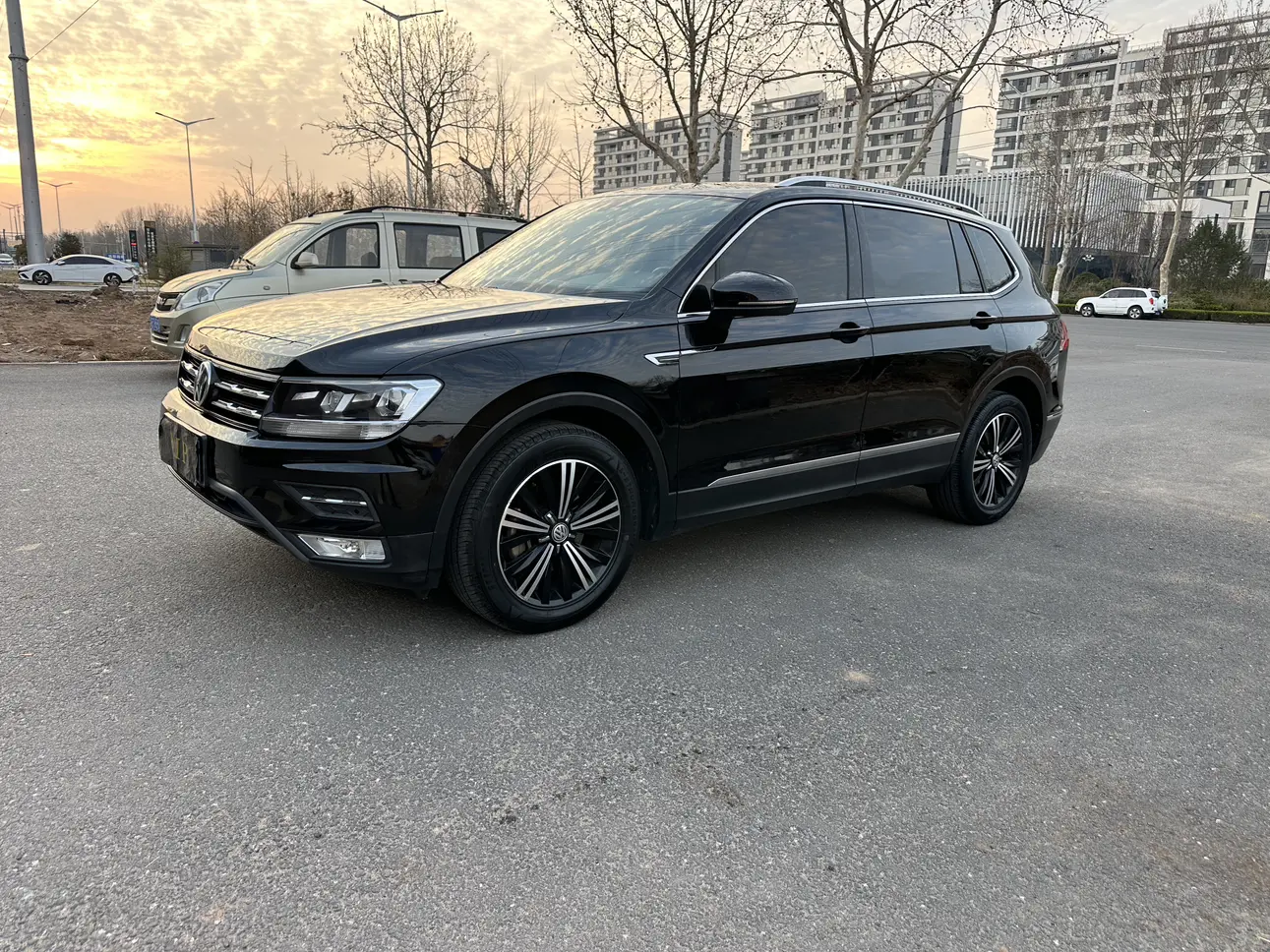 Volkswagen Tiguan L