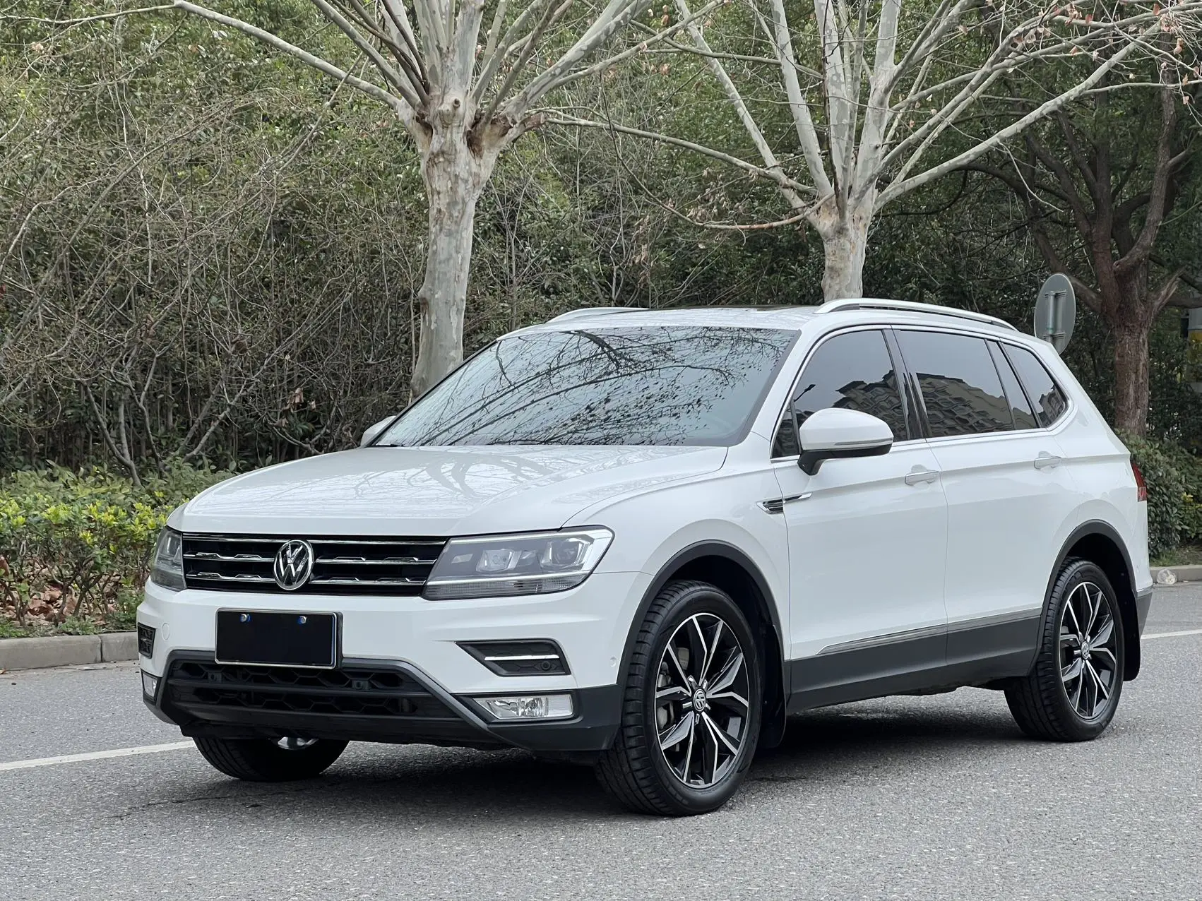 Volkswagen Tiguan L  из Китая