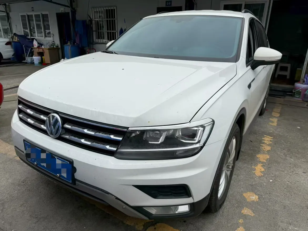 Volkswagen Tiguan L