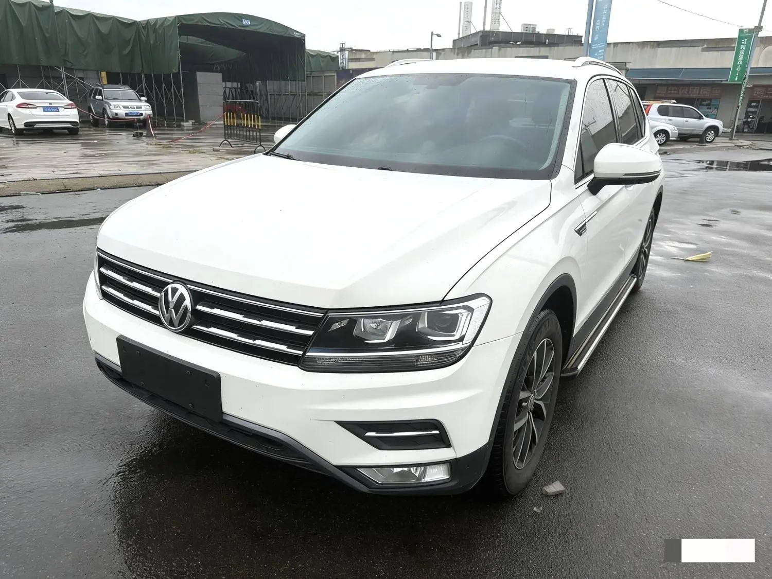 Volkswagen Tiguan L