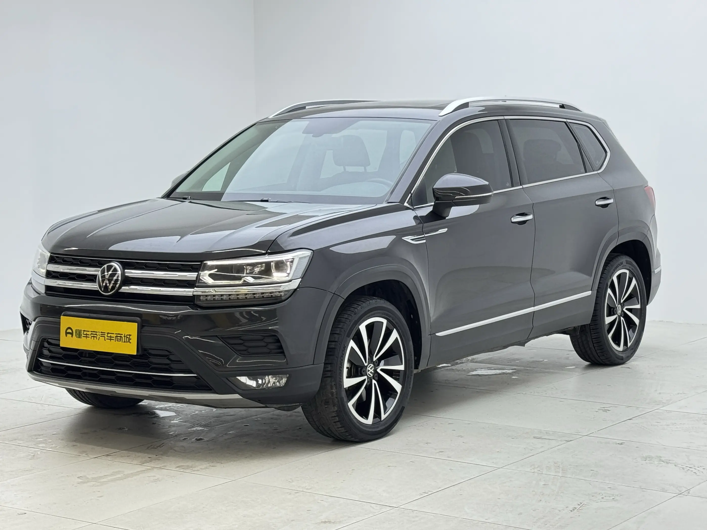 Volkswagen Tharu