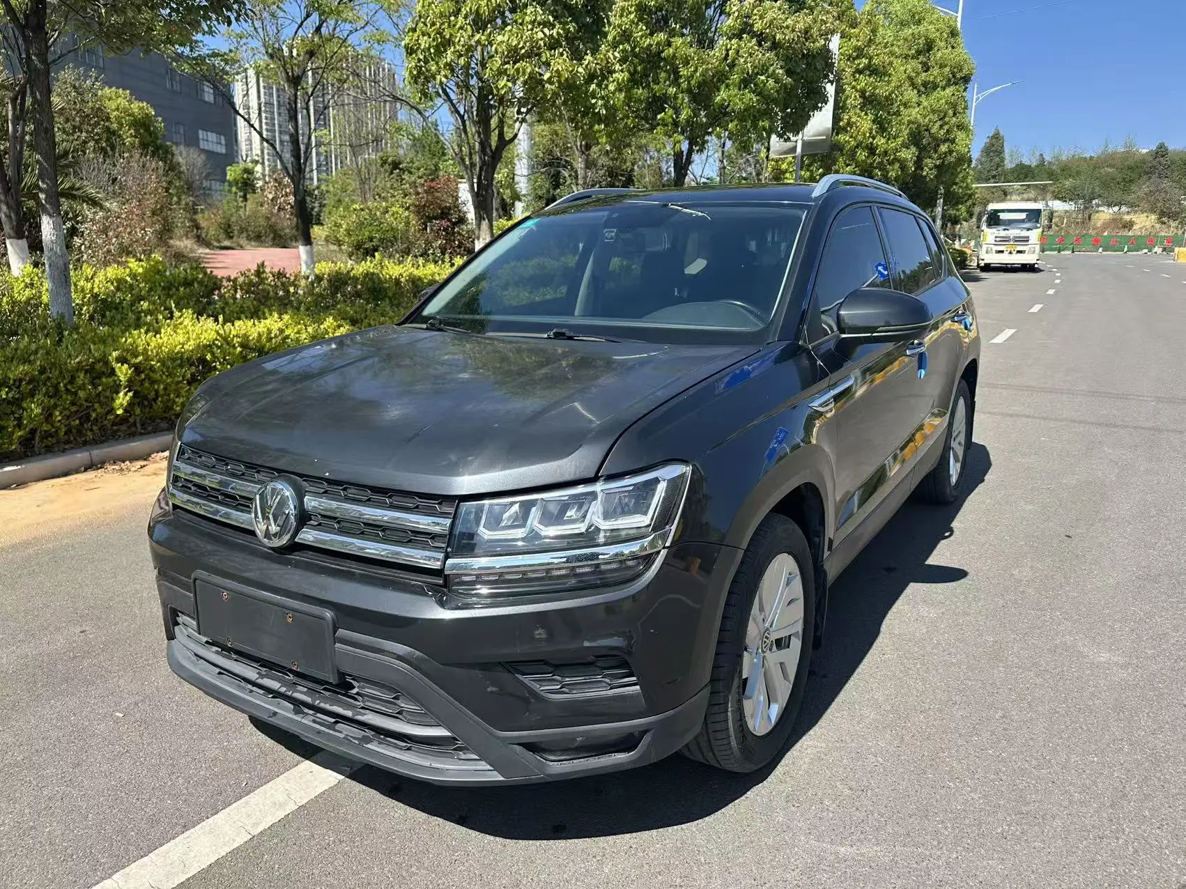 Volkswagen Tharu
