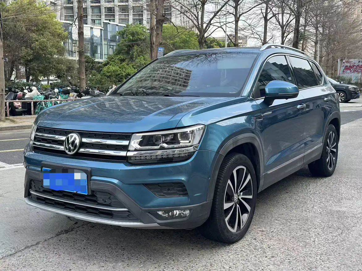 Volkswagen Tharu