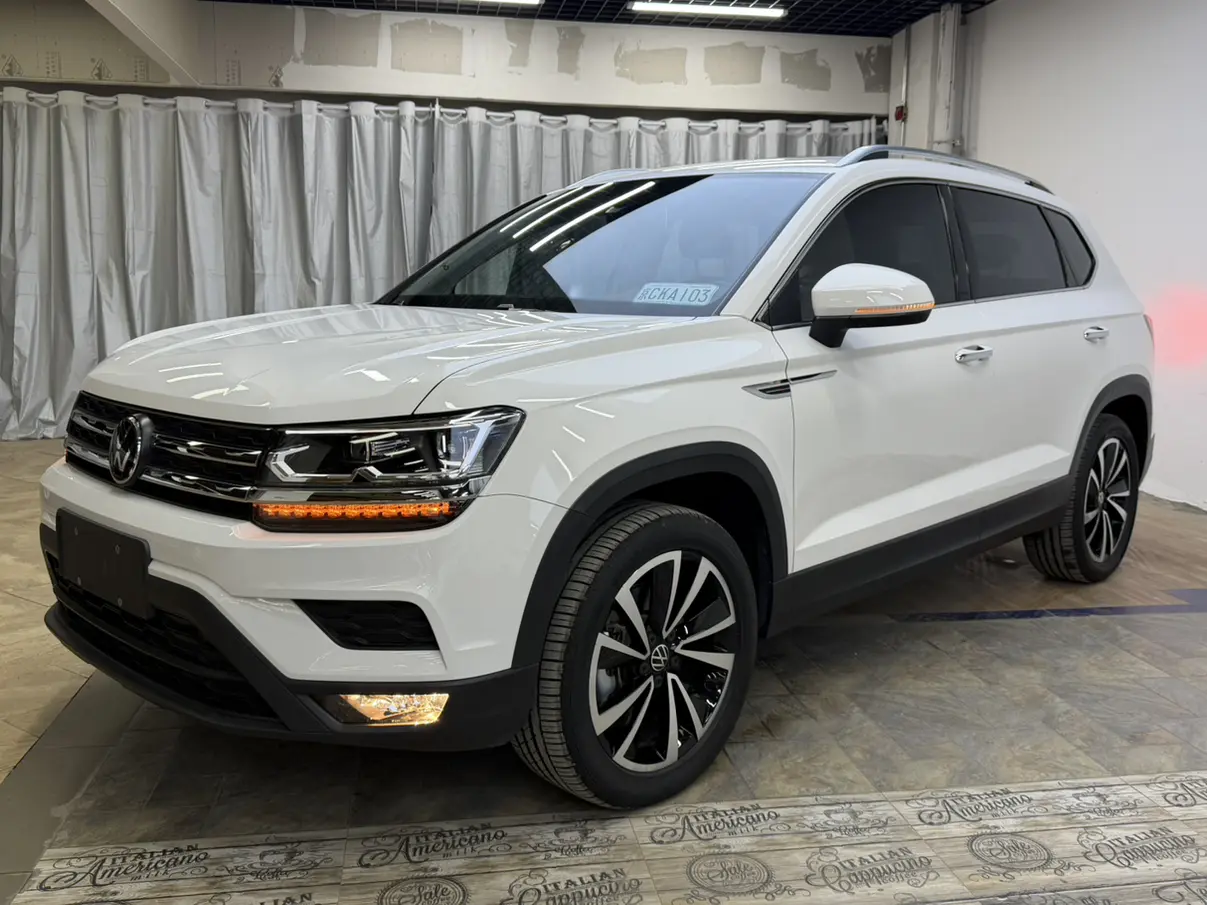 Volkswagen Tharu