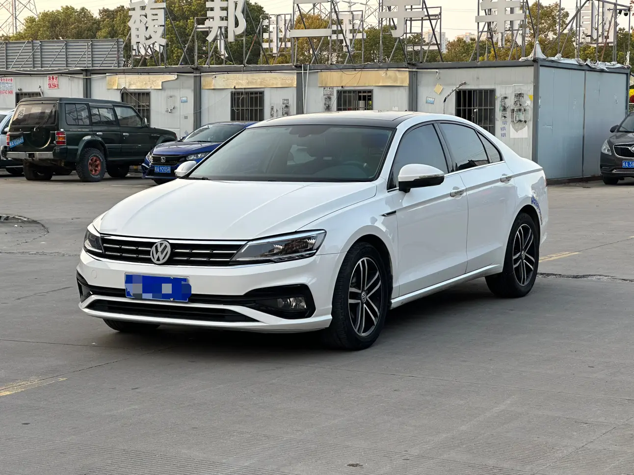 Volkswagen Lamando