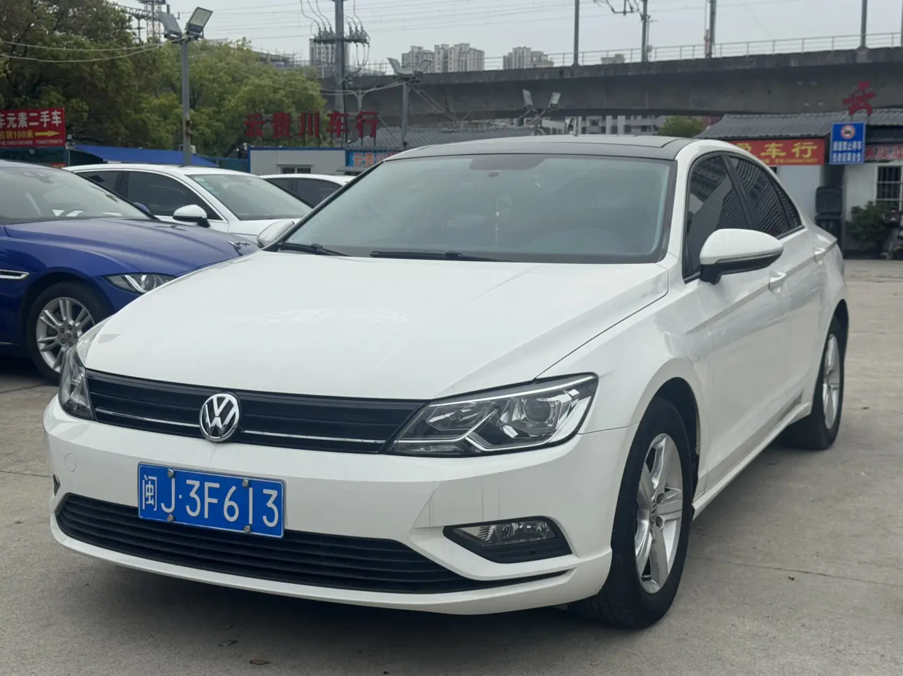 Volkswagen Lamando