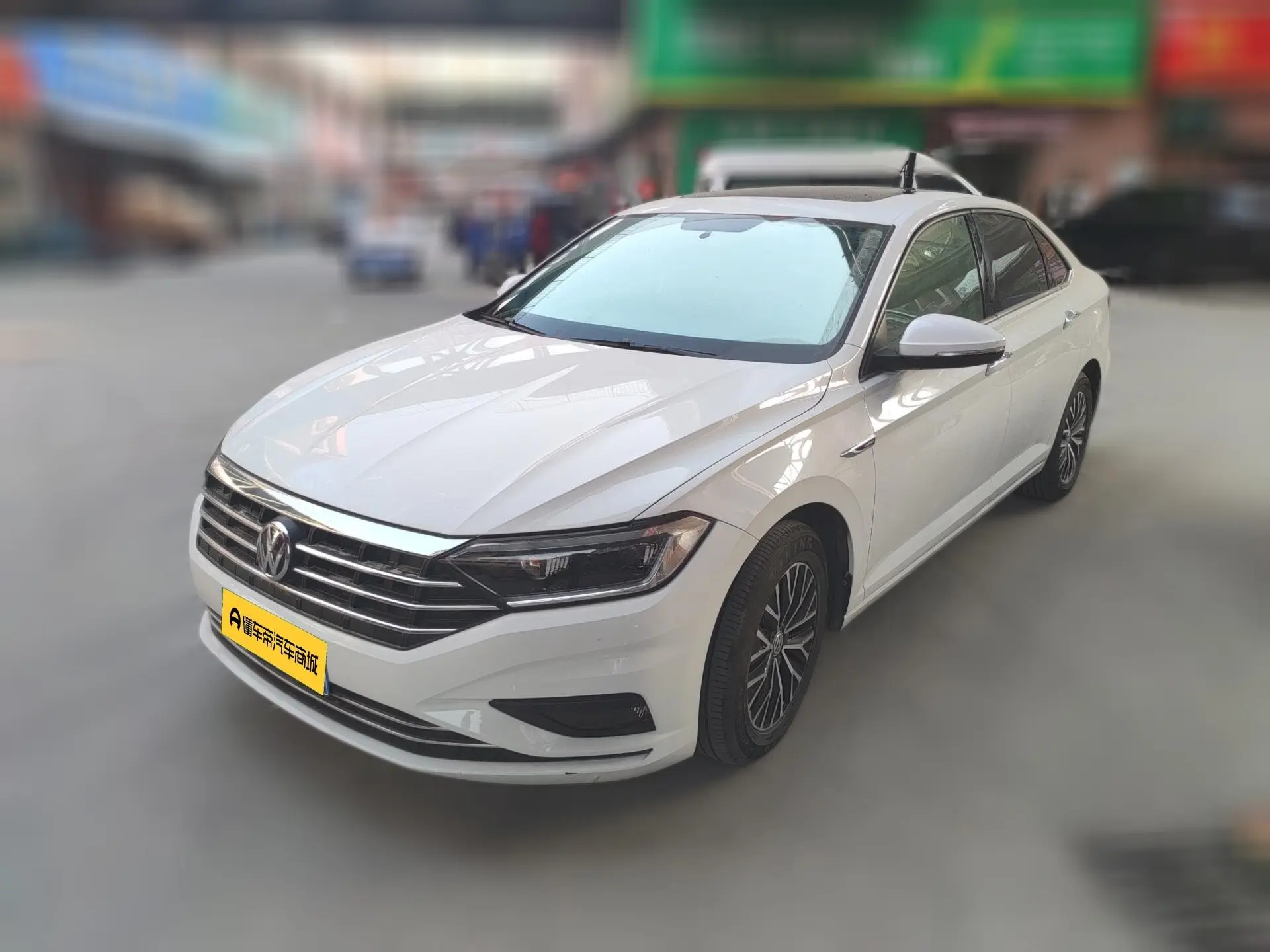 Volkswagen Sagitar