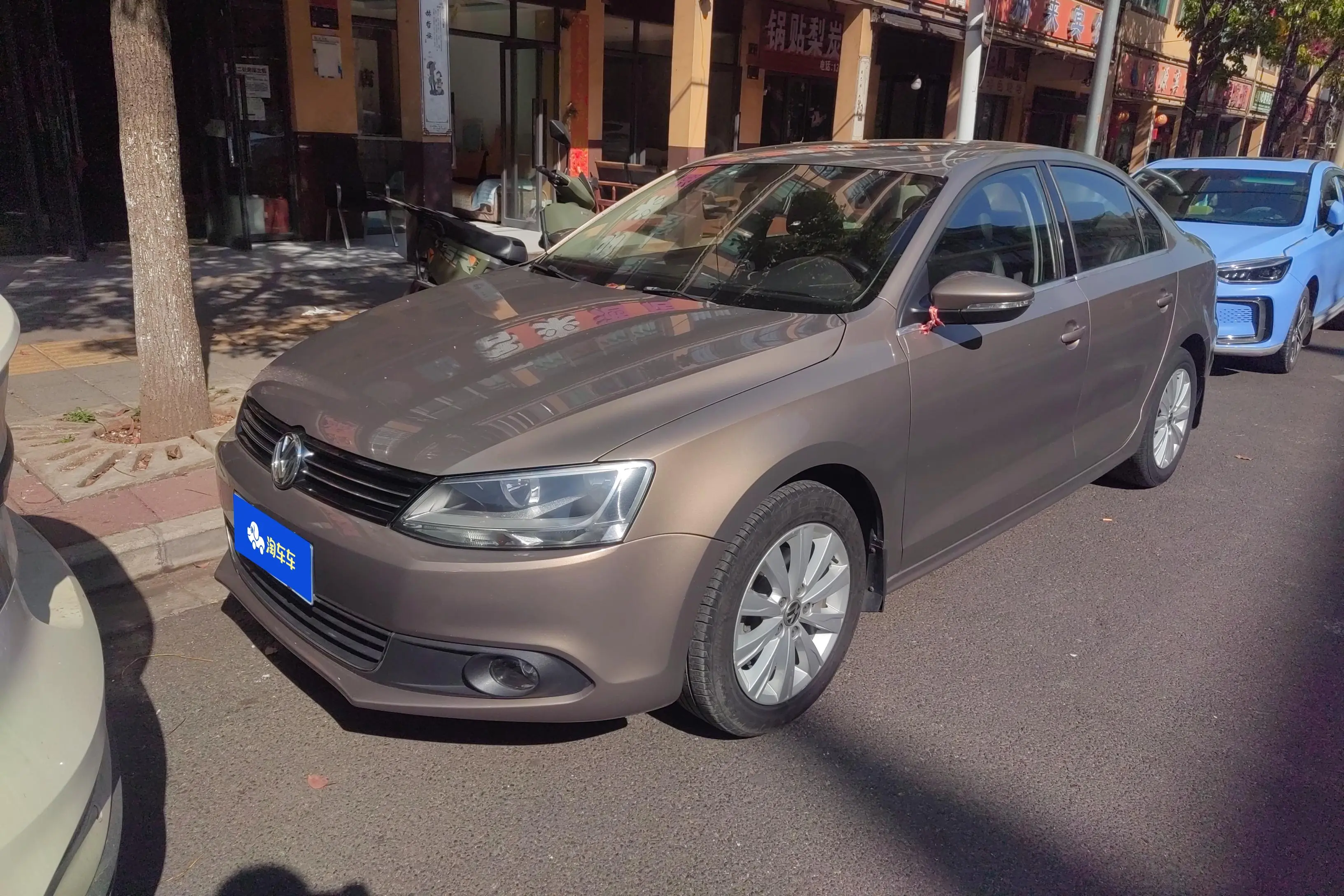Volkswagen Sagitar