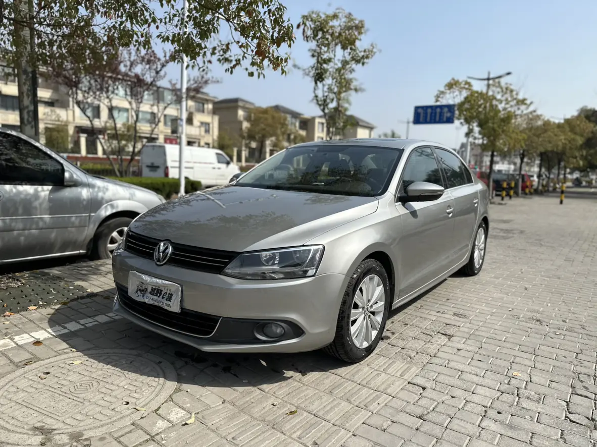 Volkswagen Sagitar
