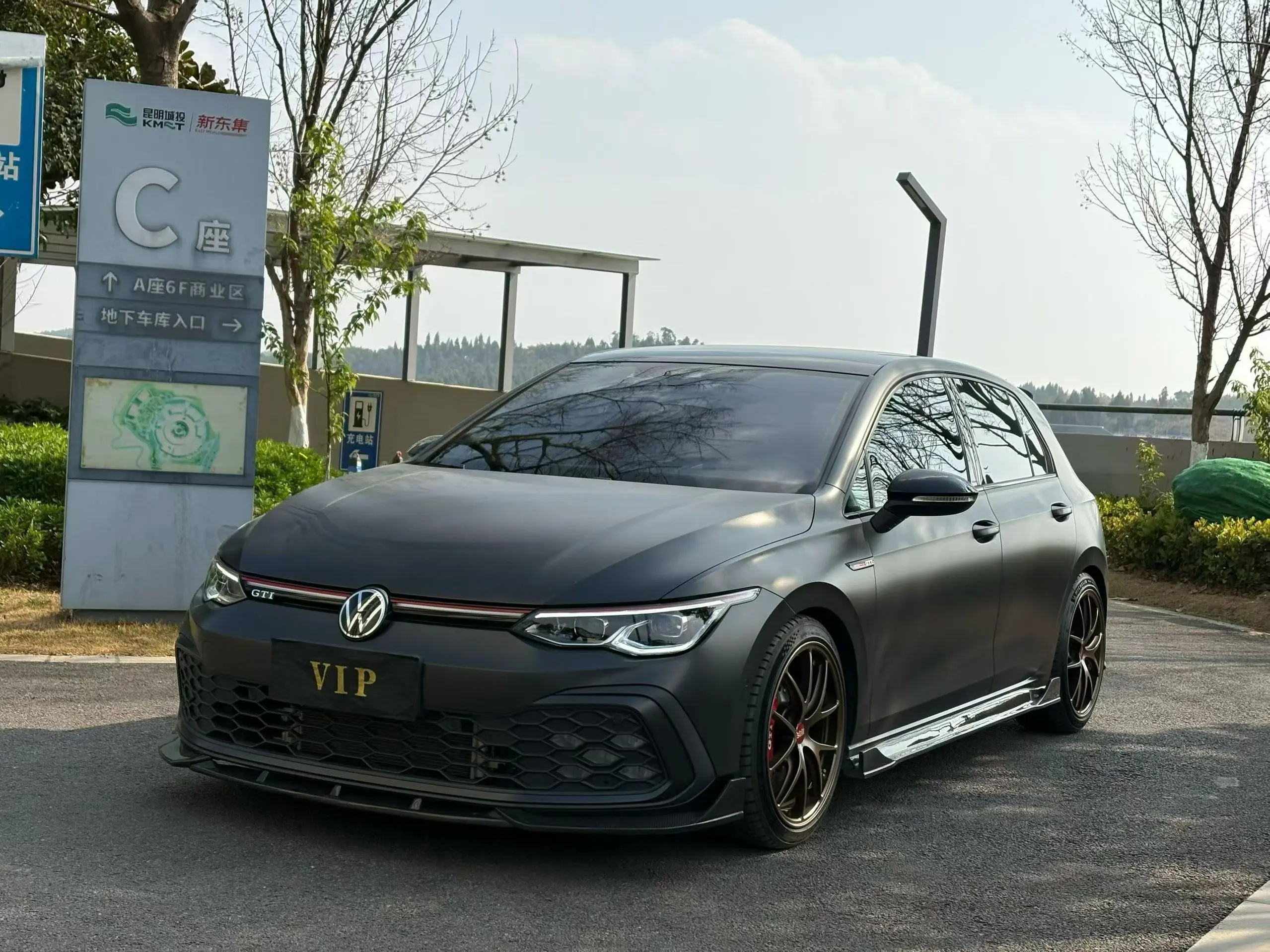 Volkswagen Golf GTI