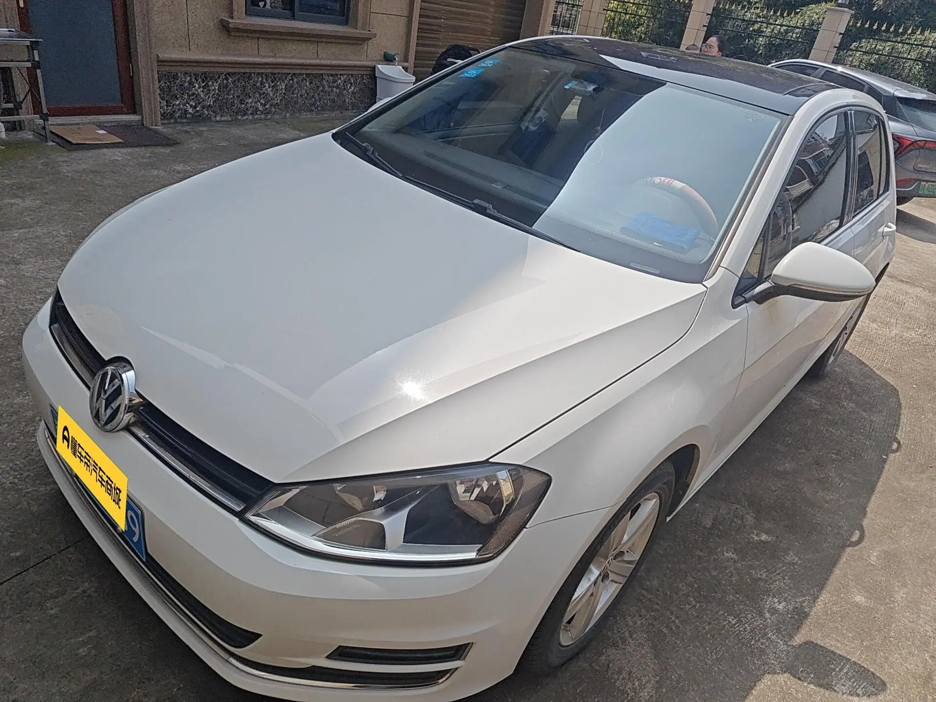 Volkswagen Golf  из Китая