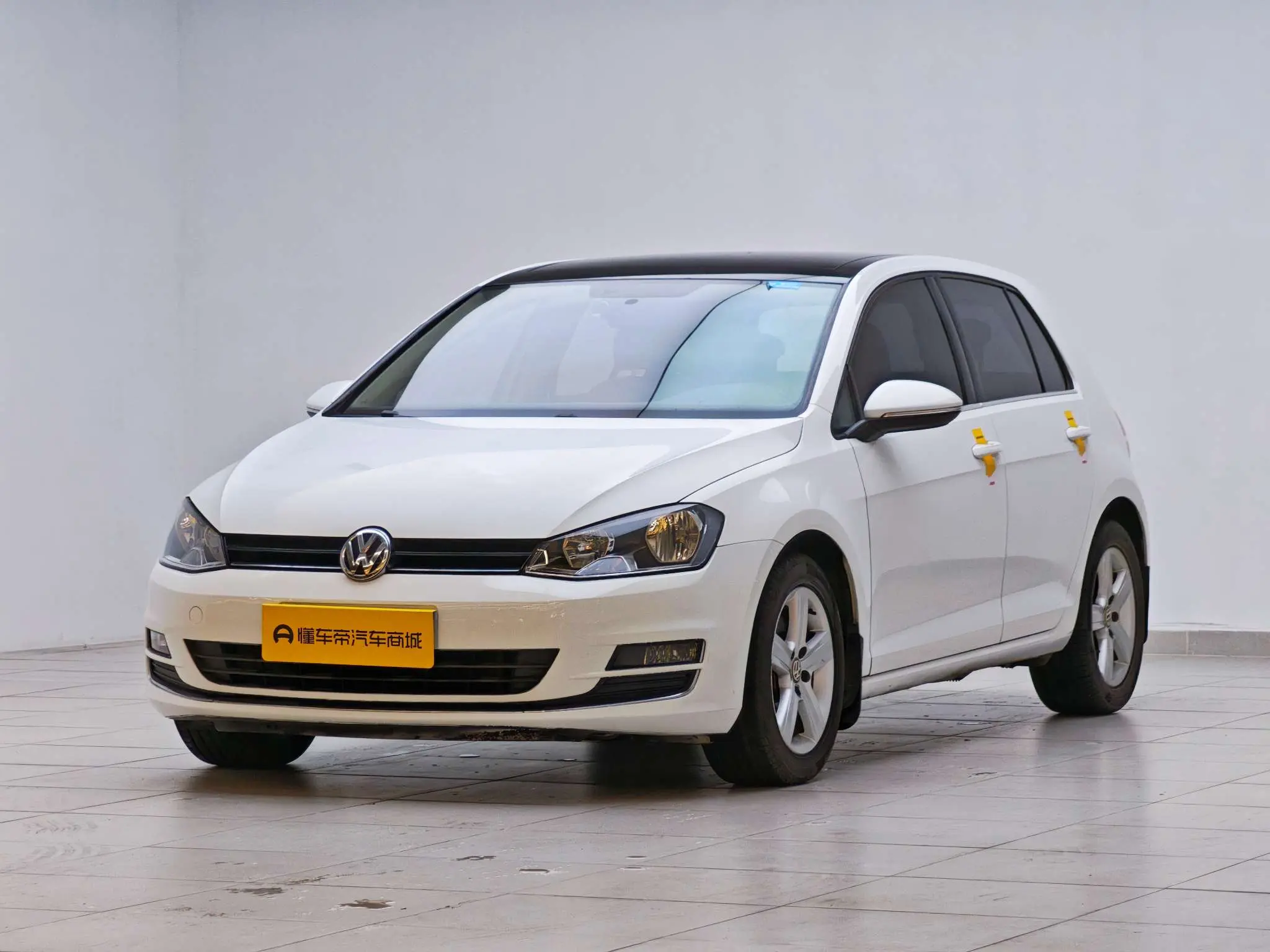 Volkswagen Golf  из Китая