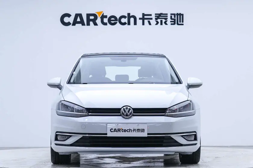 Volkswagen Golf  из Китая