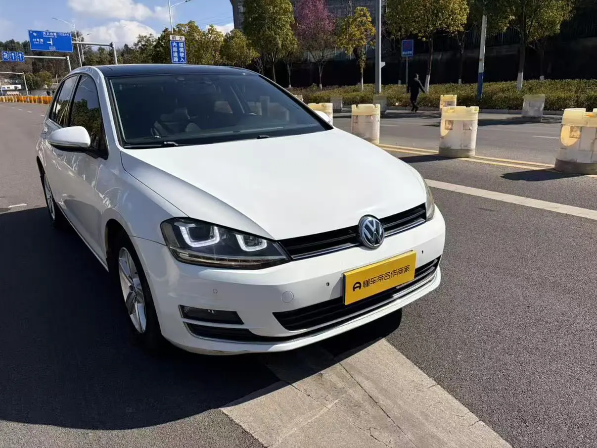 Volkswagen Golf  из Китая