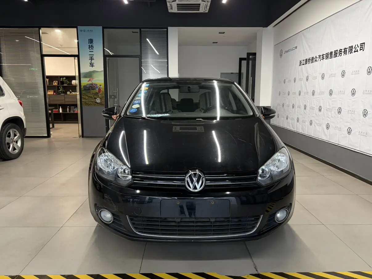 Volkswagen Golf  из Китая