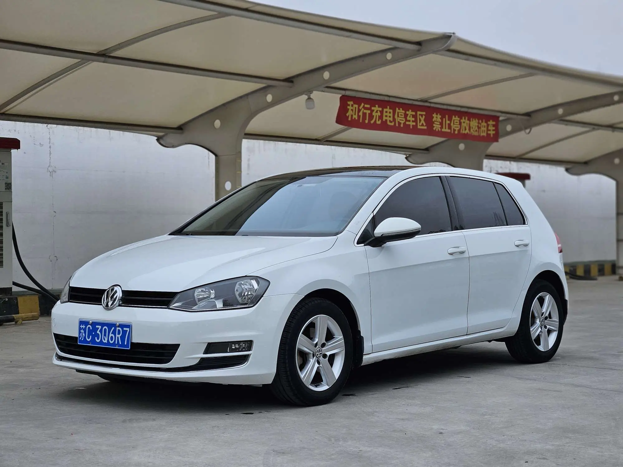 Volkswagen Golf  из Китая