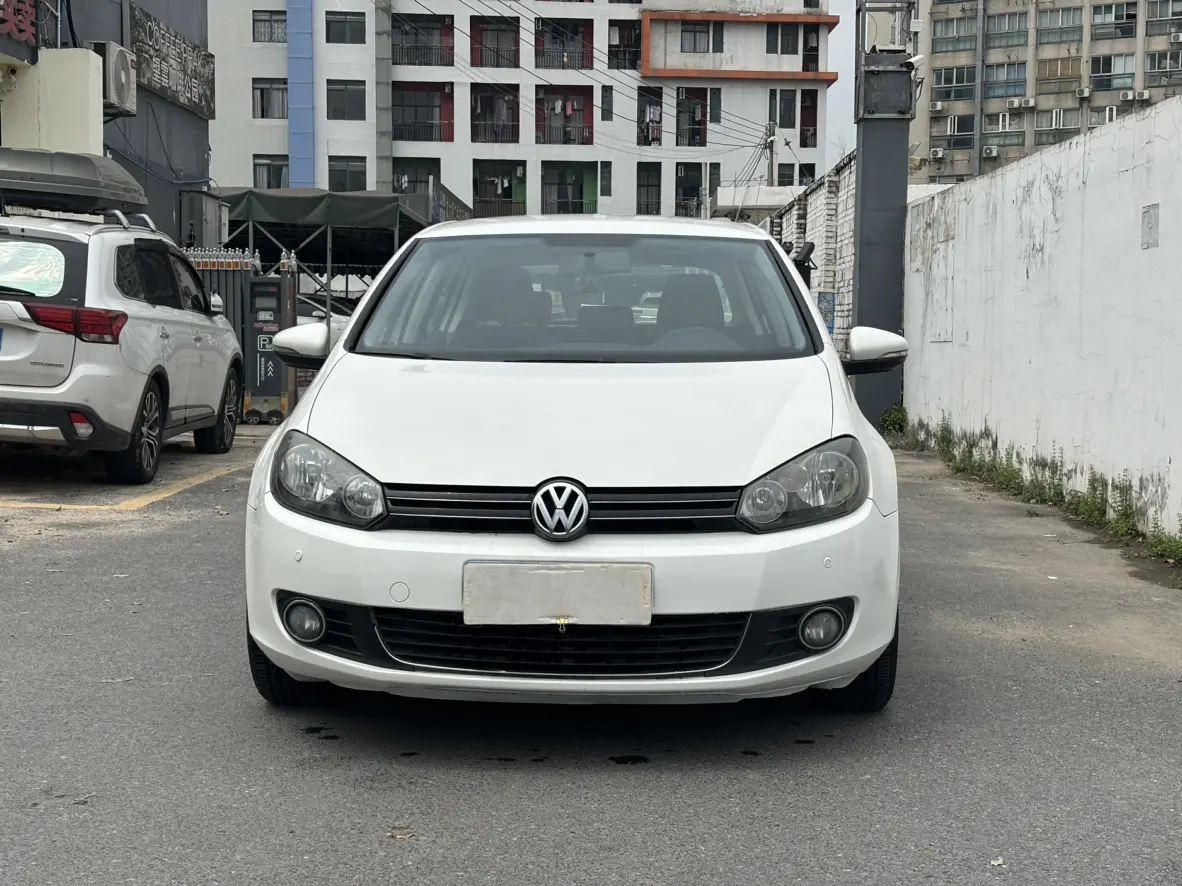 Volkswagen Golf  из Китая