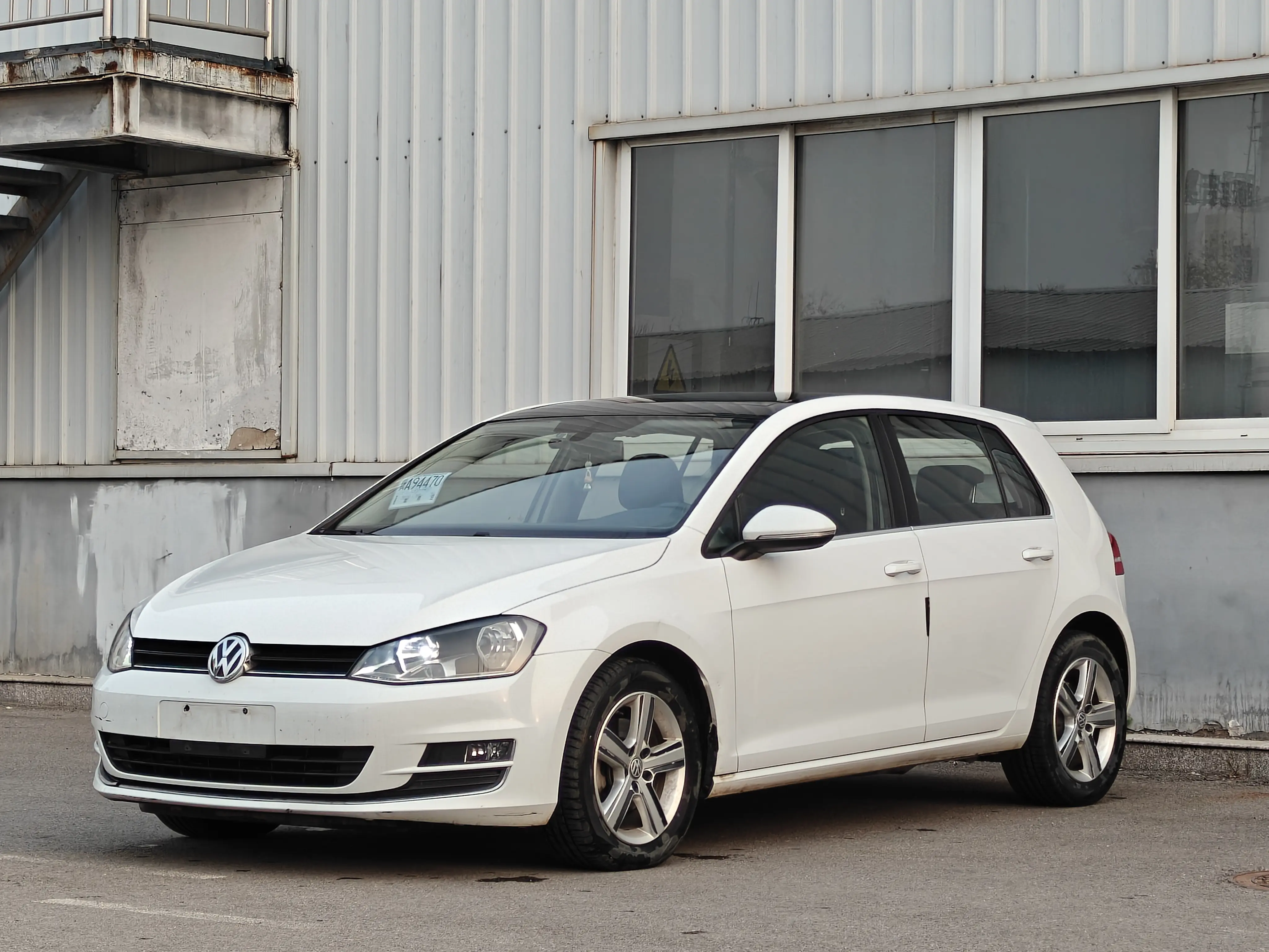 Volkswagen Golf  из Китая