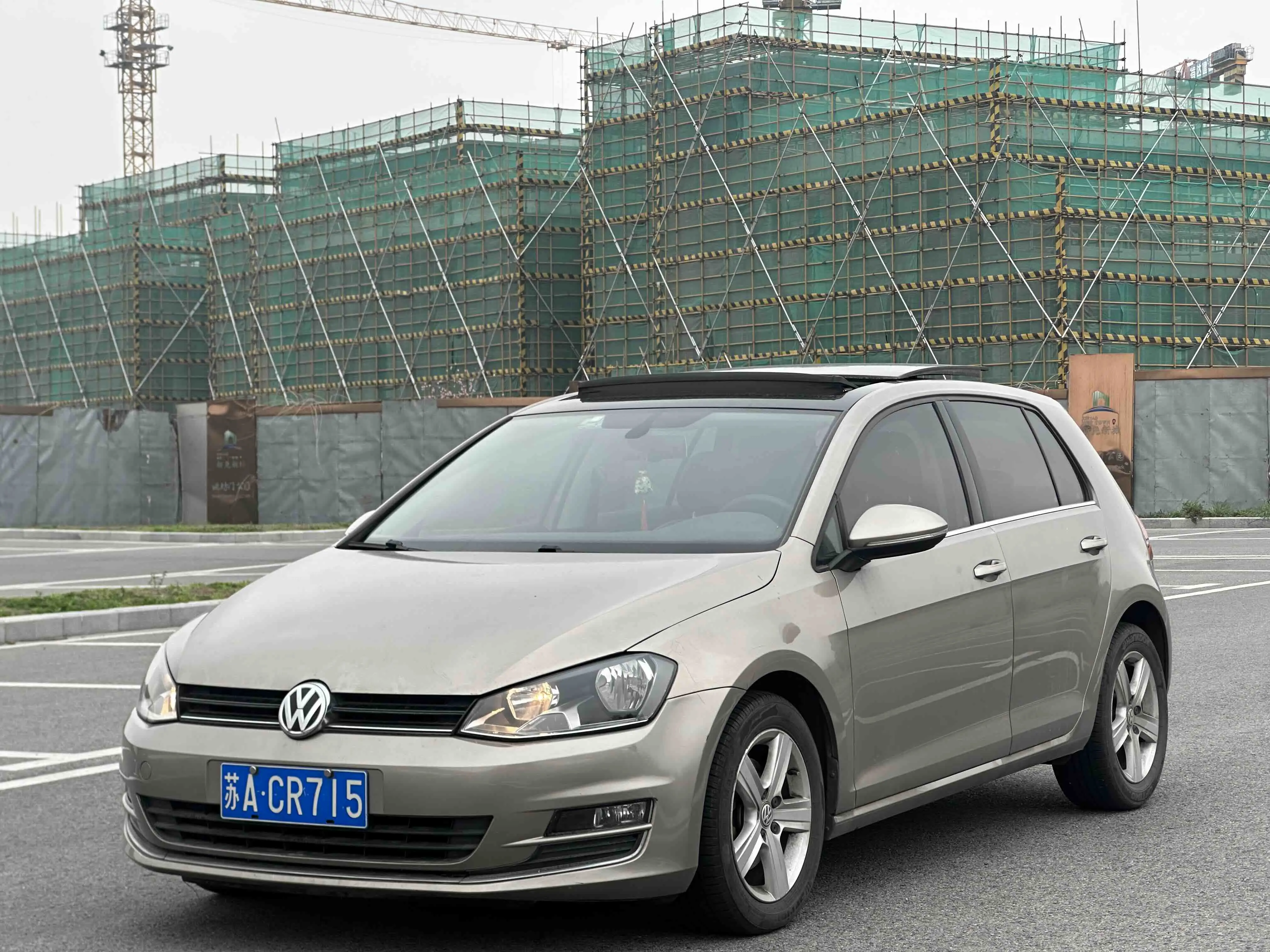 Volkswagen Golf  из Китая