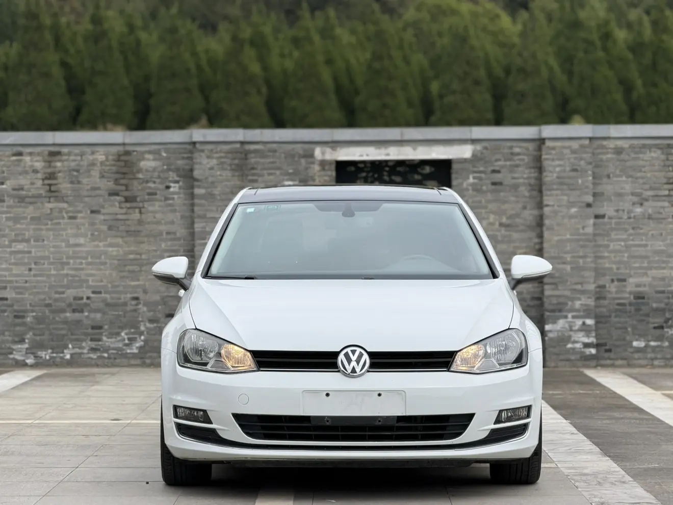 Volkswagen Golf  из Китая