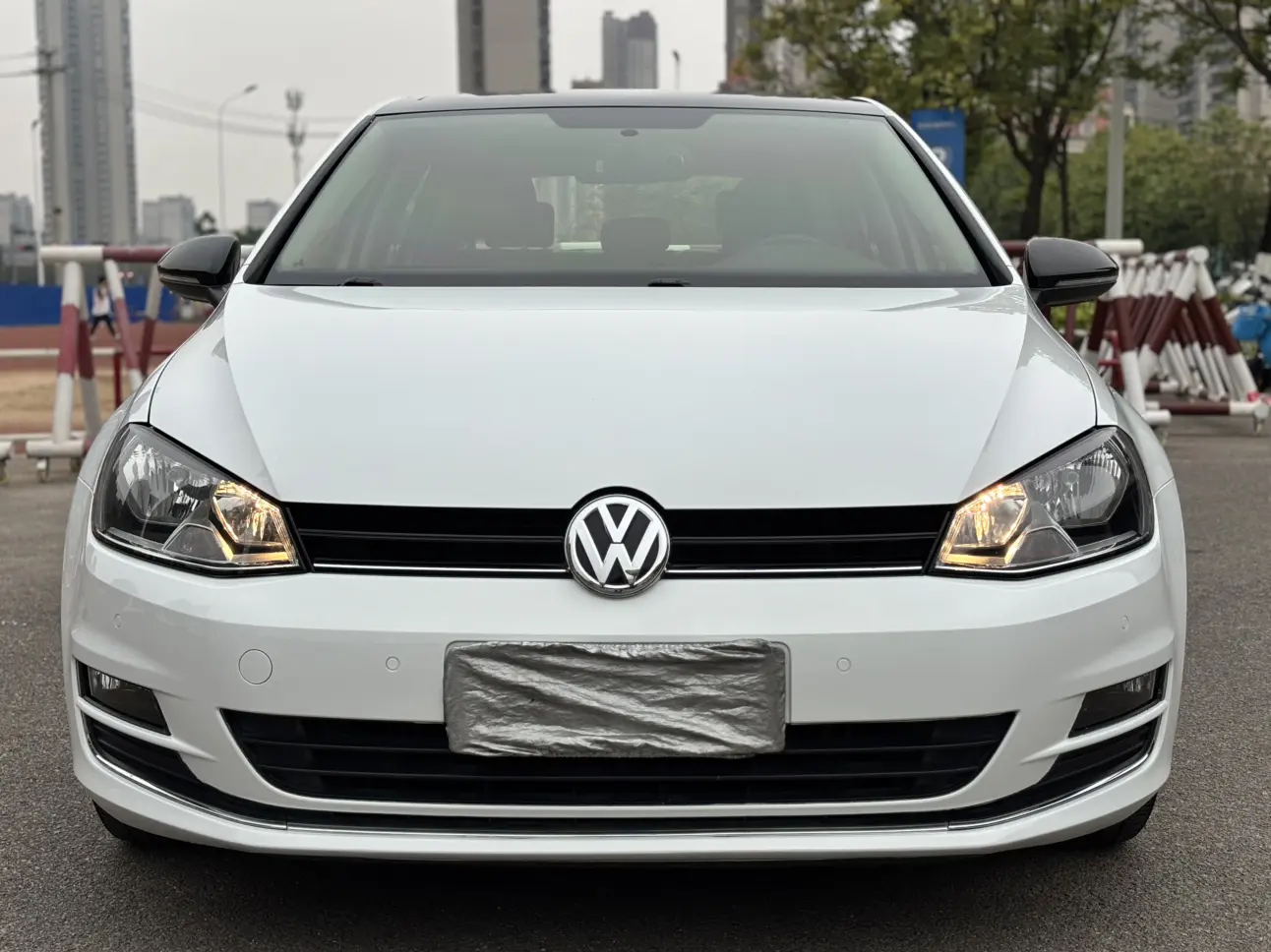 Volkswagen Golf  из Китая