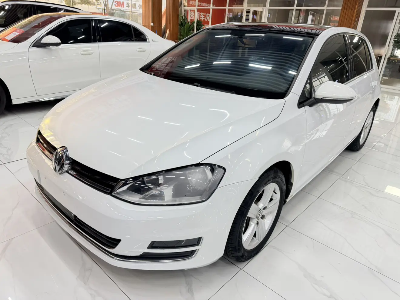 Volkswagen Golf  из Китая