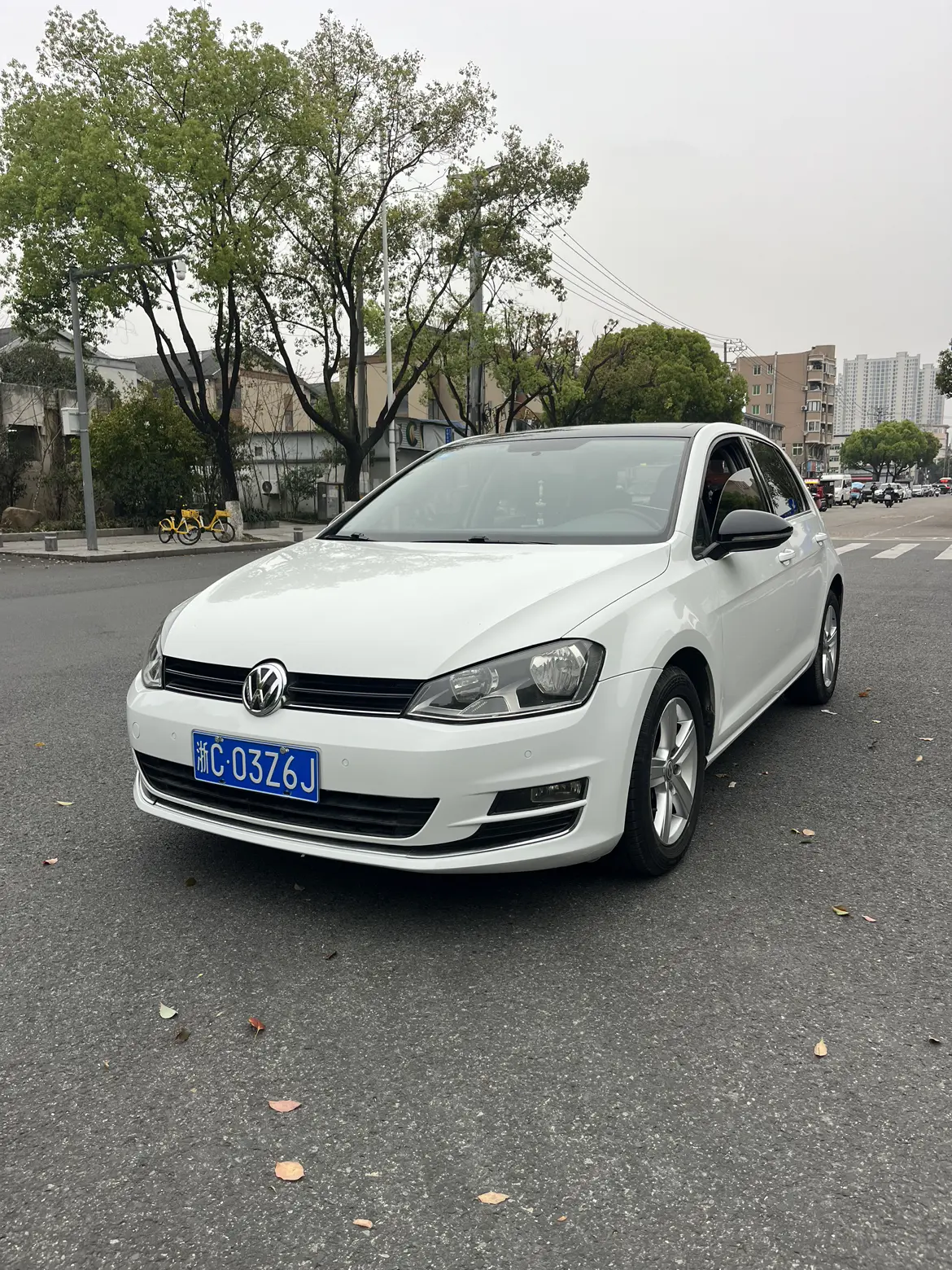 Volkswagen Golf  из Китая