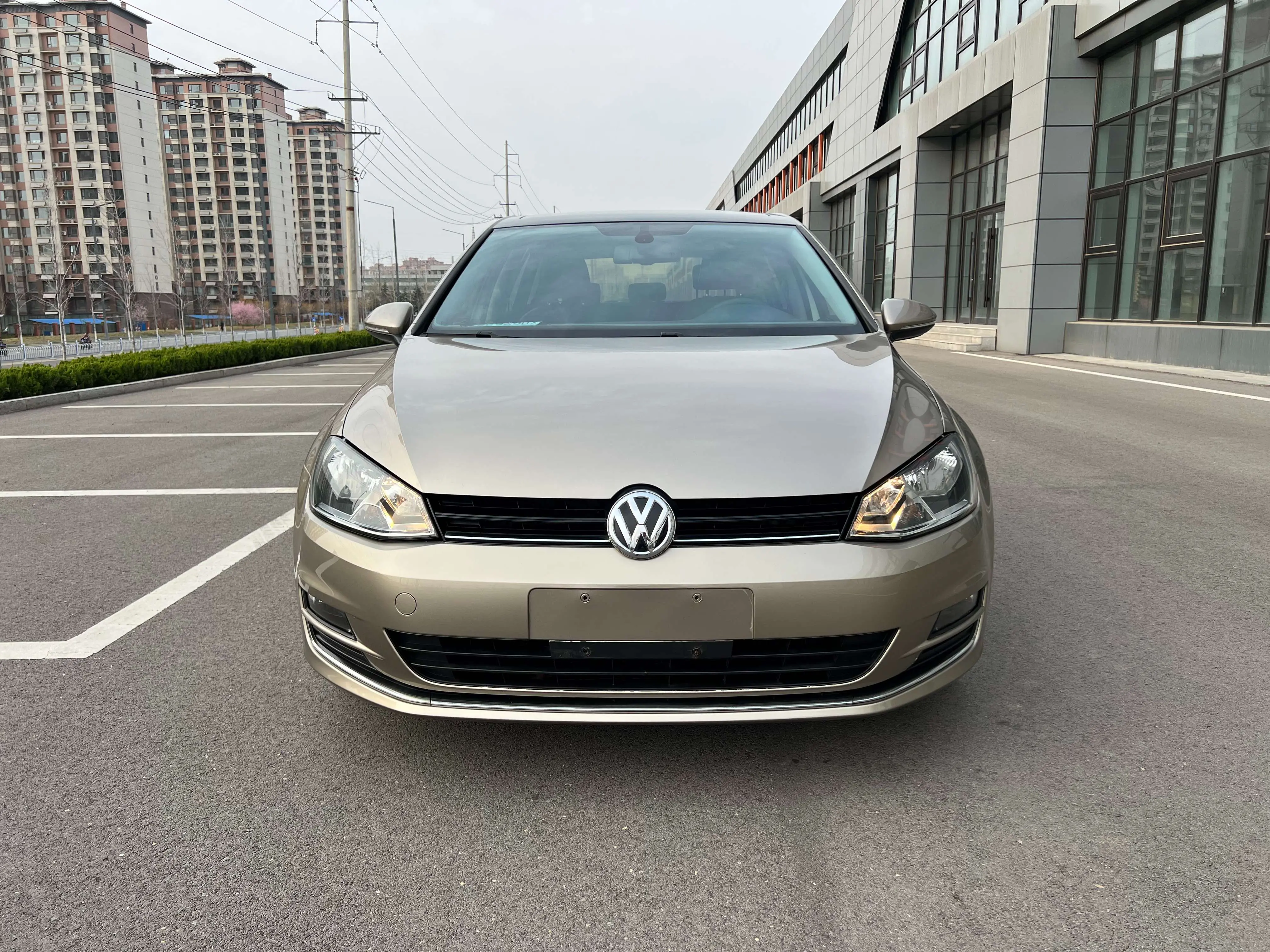Volkswagen Golf  из Китая