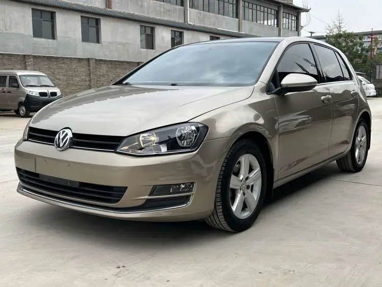 Volkswagen Golf  из Китая