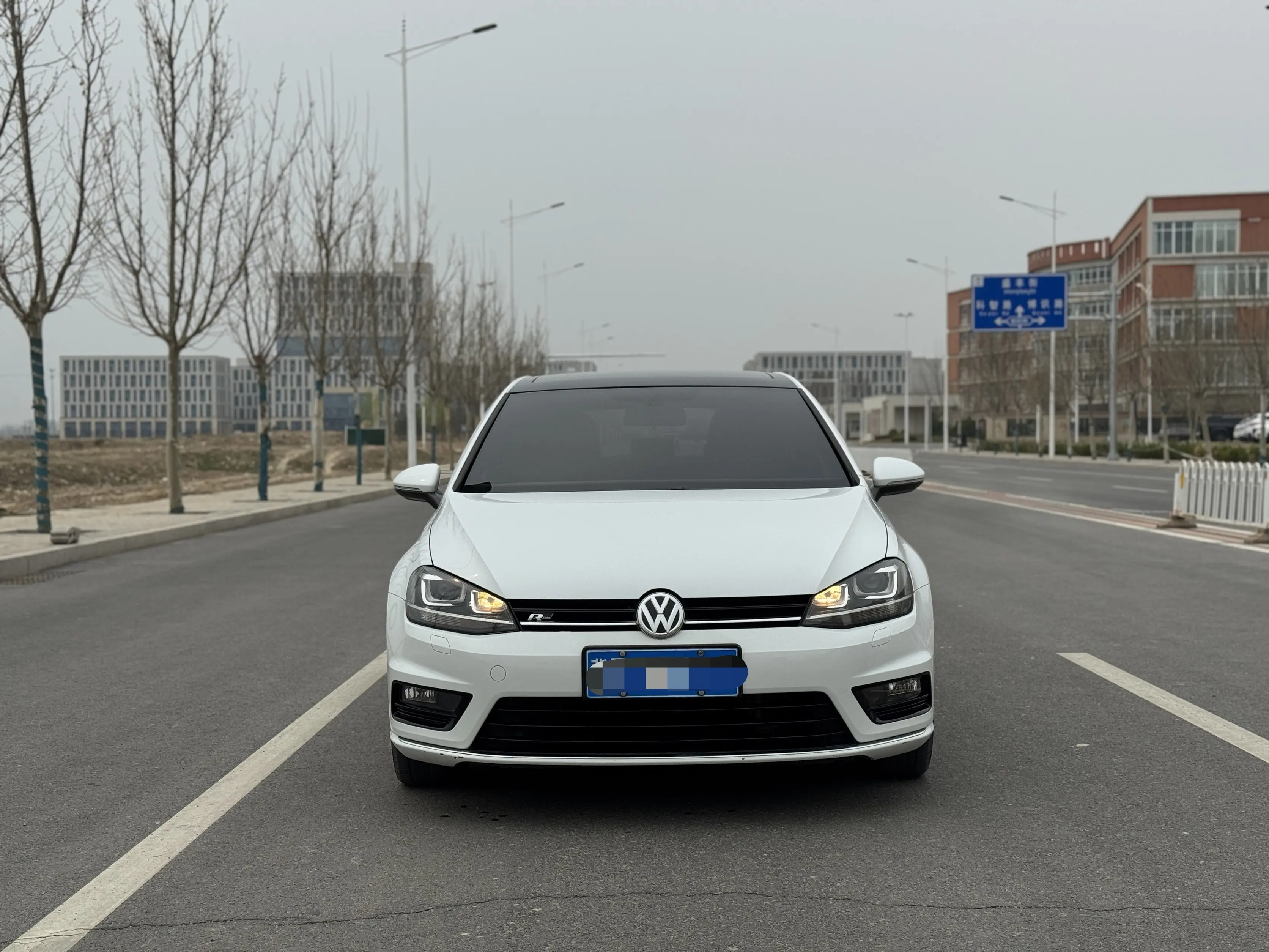Volkswagen Golf  из Китая