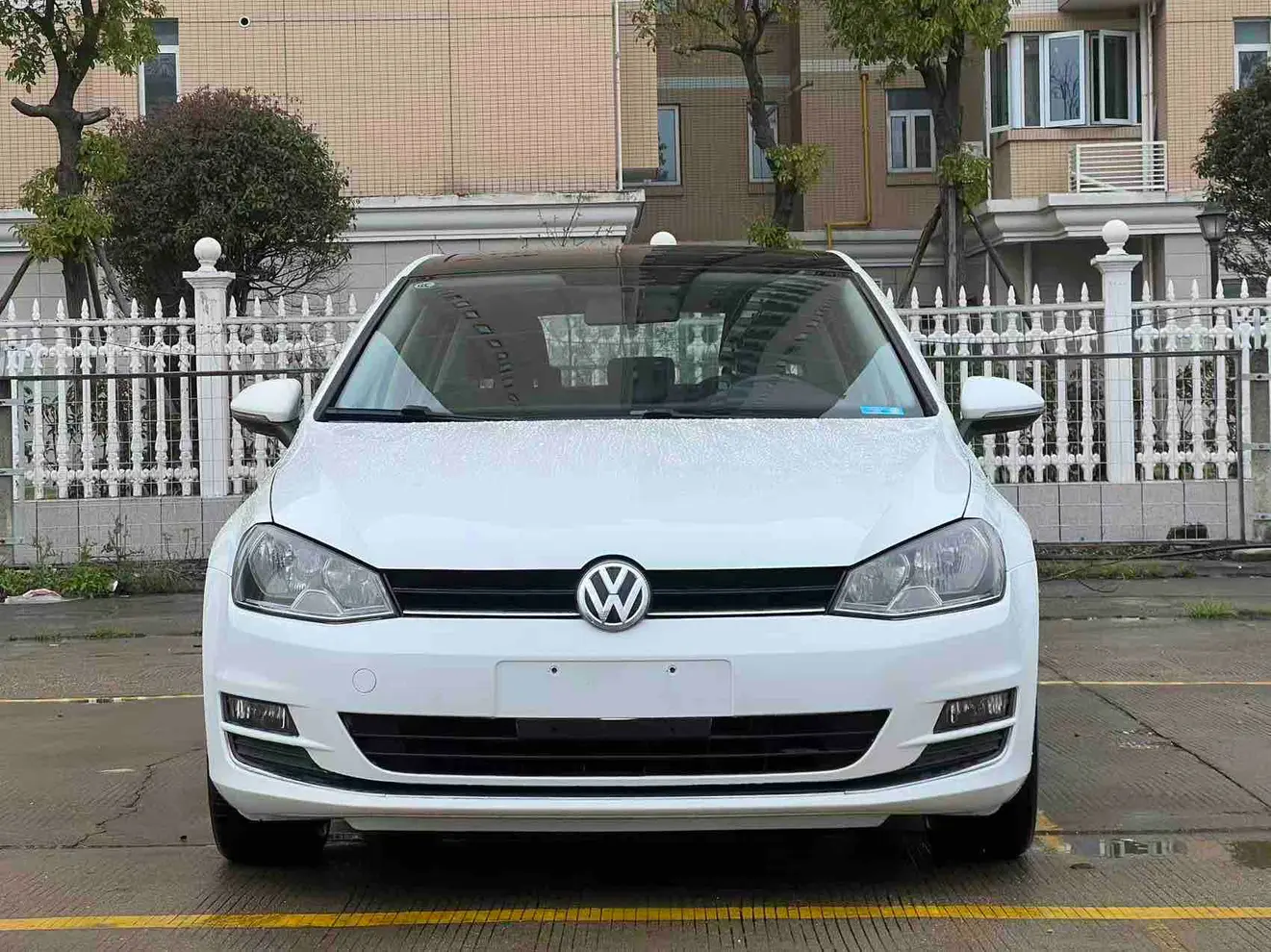 Volkswagen Golf  из Китая
