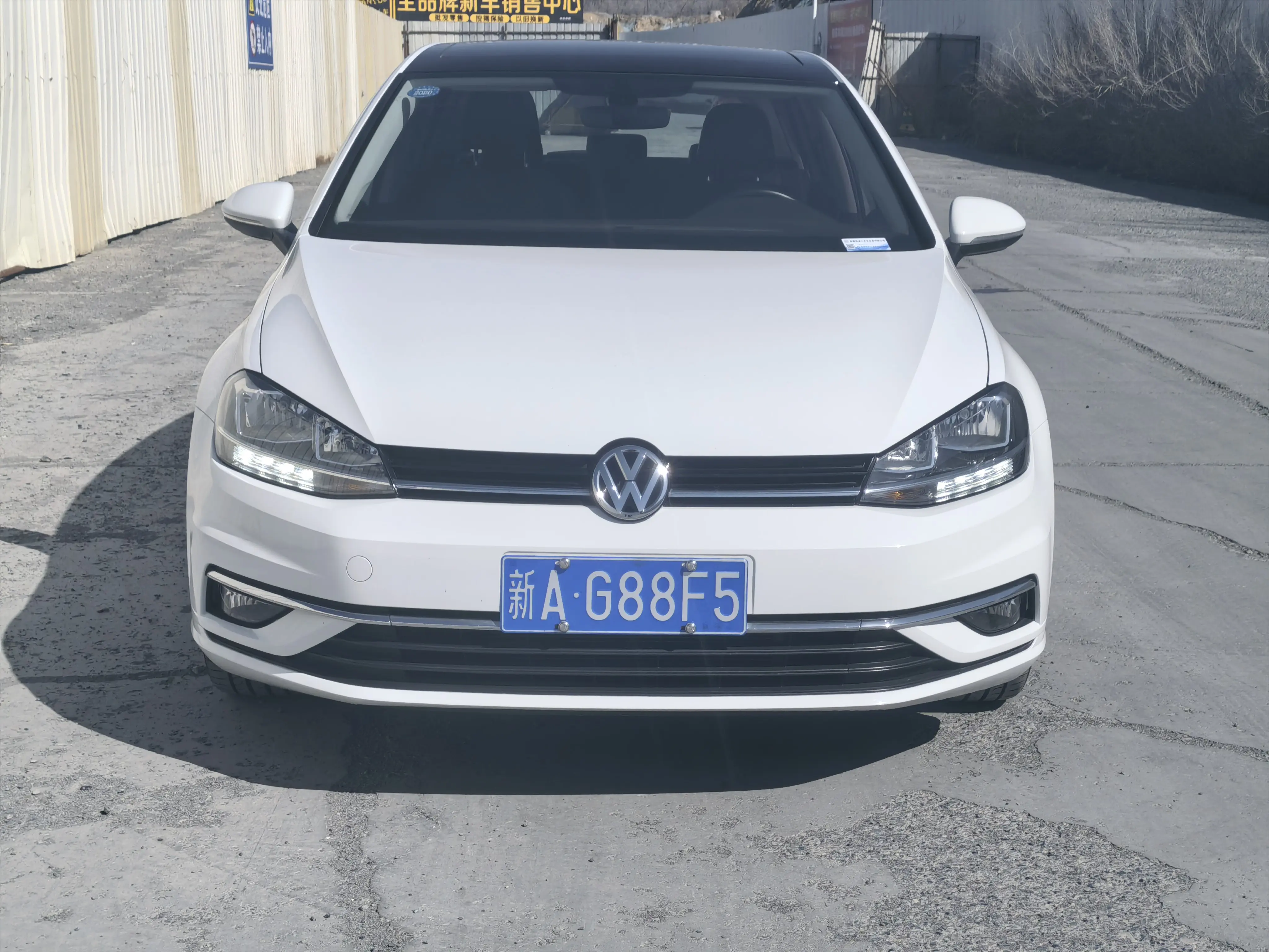 Volkswagen Golf  из Китая