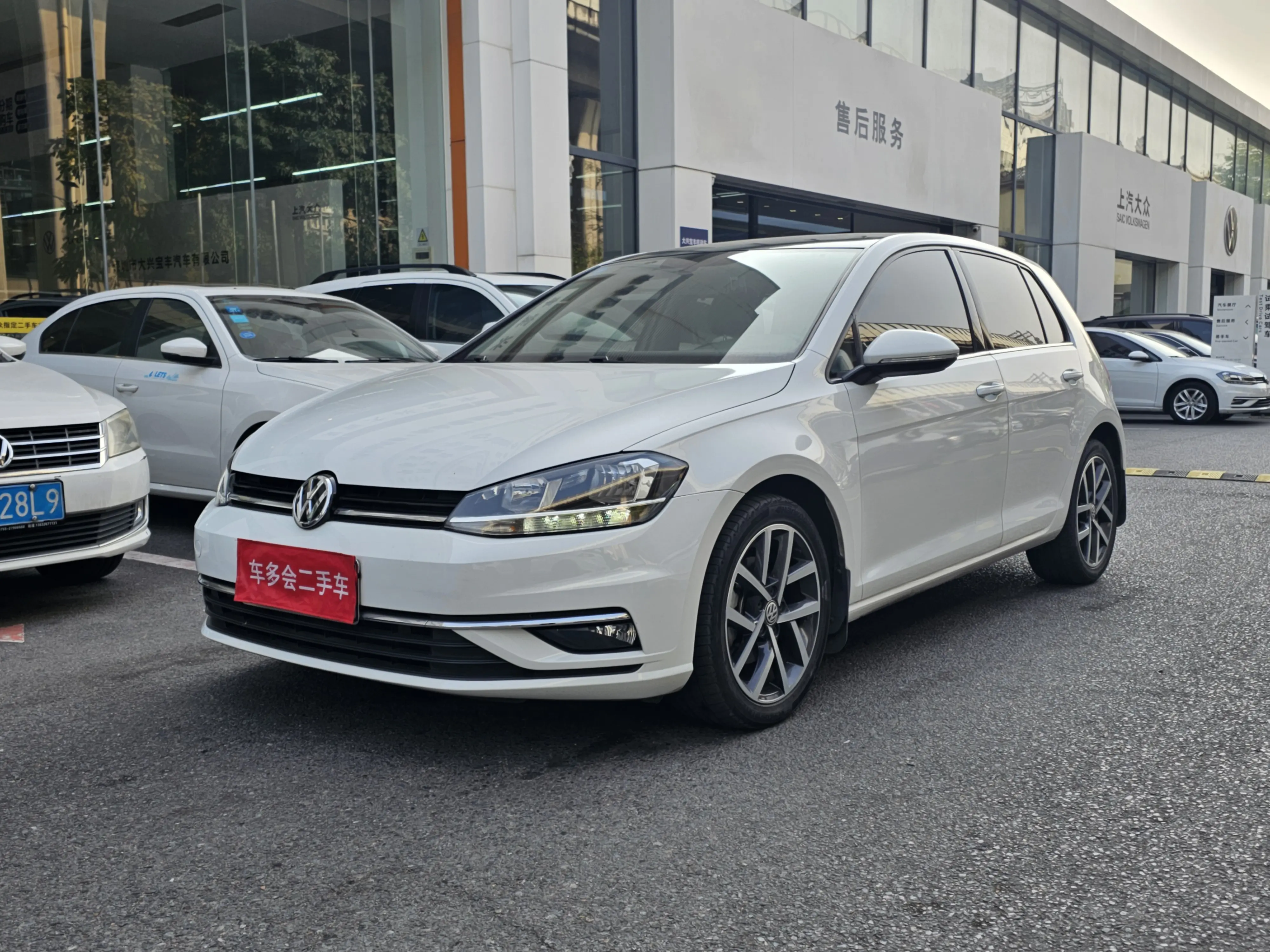 Volkswagen Golf