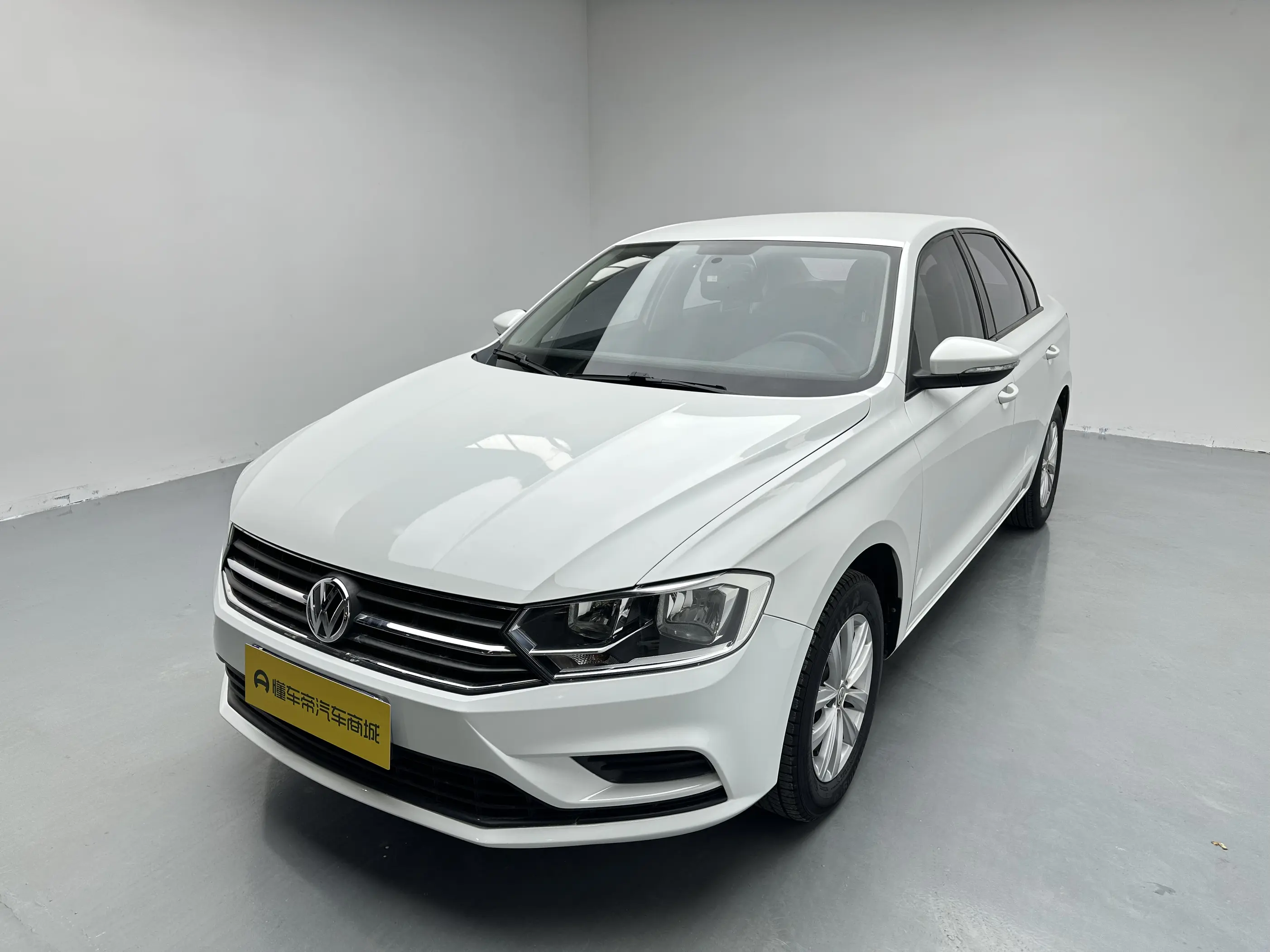 Volkswagen Bora  из Китая