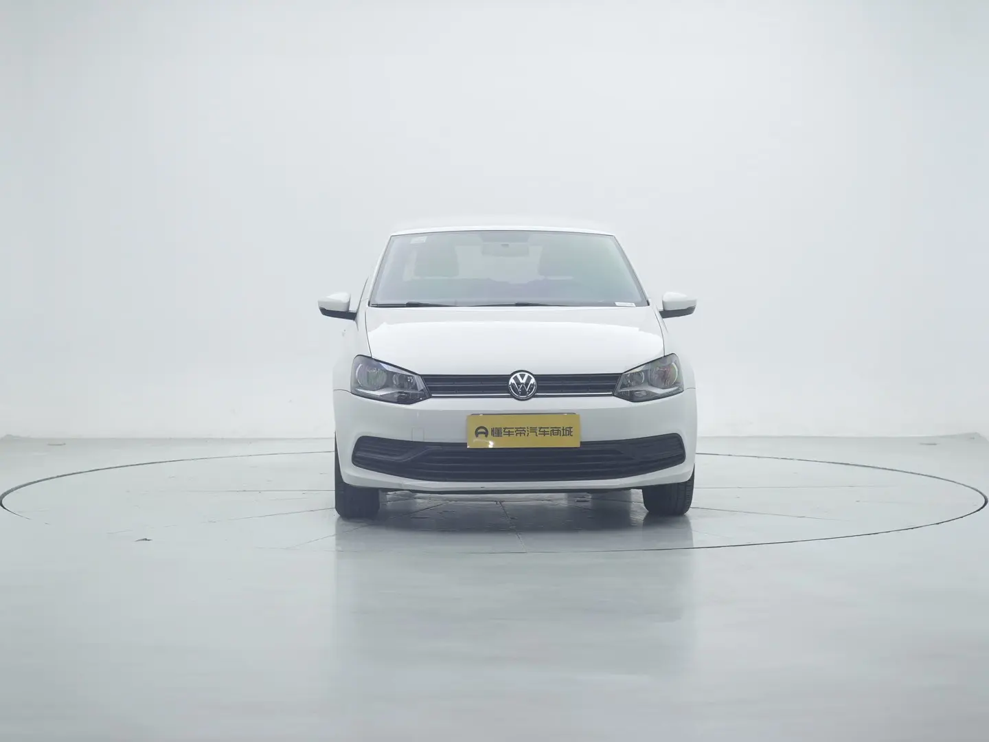 Volkswagen Polo  из Китая